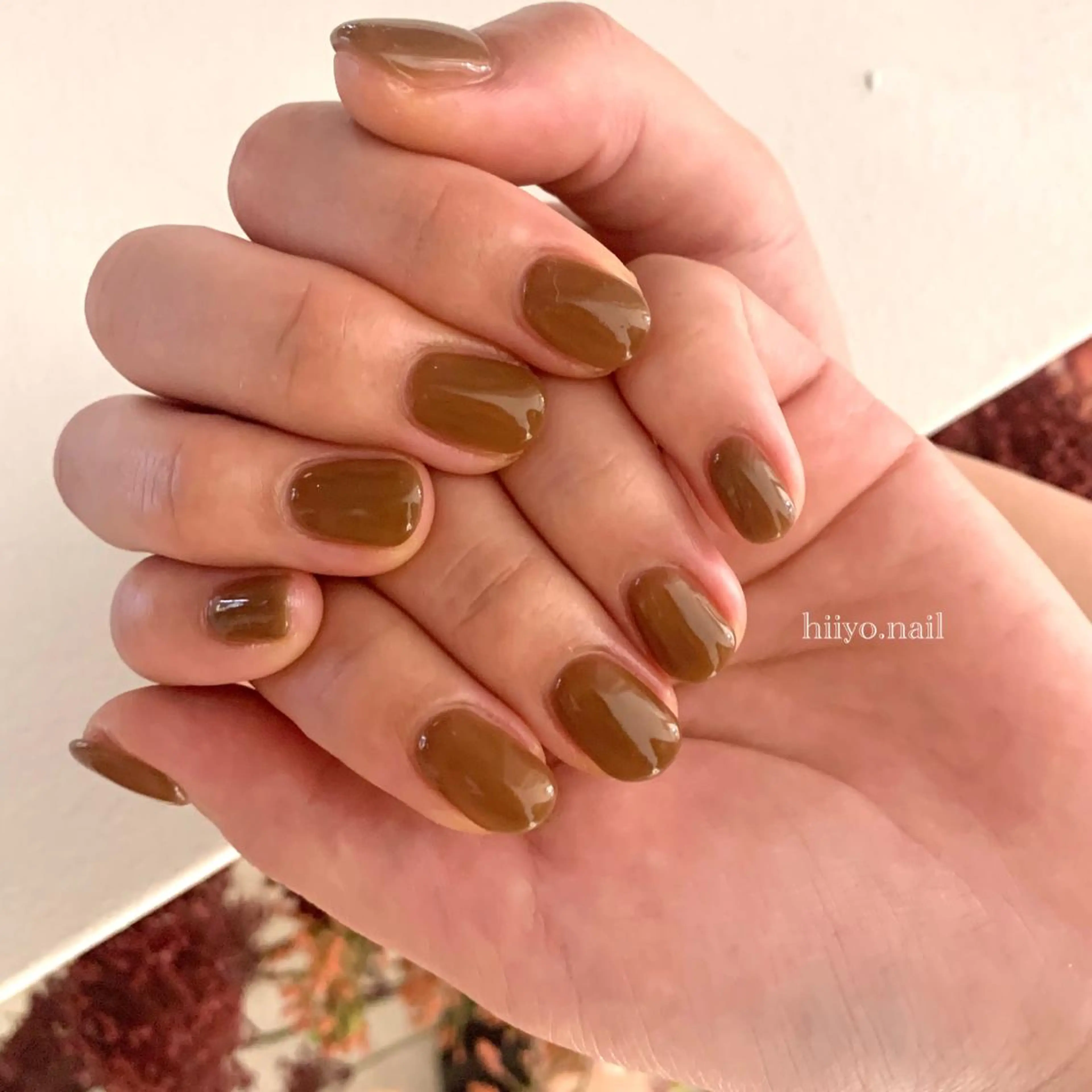 ネイル ブラウン ワンカラーネイル ショートネイル シンプルネイル ハンドネイル hiyo🫧ネイル /渋谷💍🎀のネイルデザイン