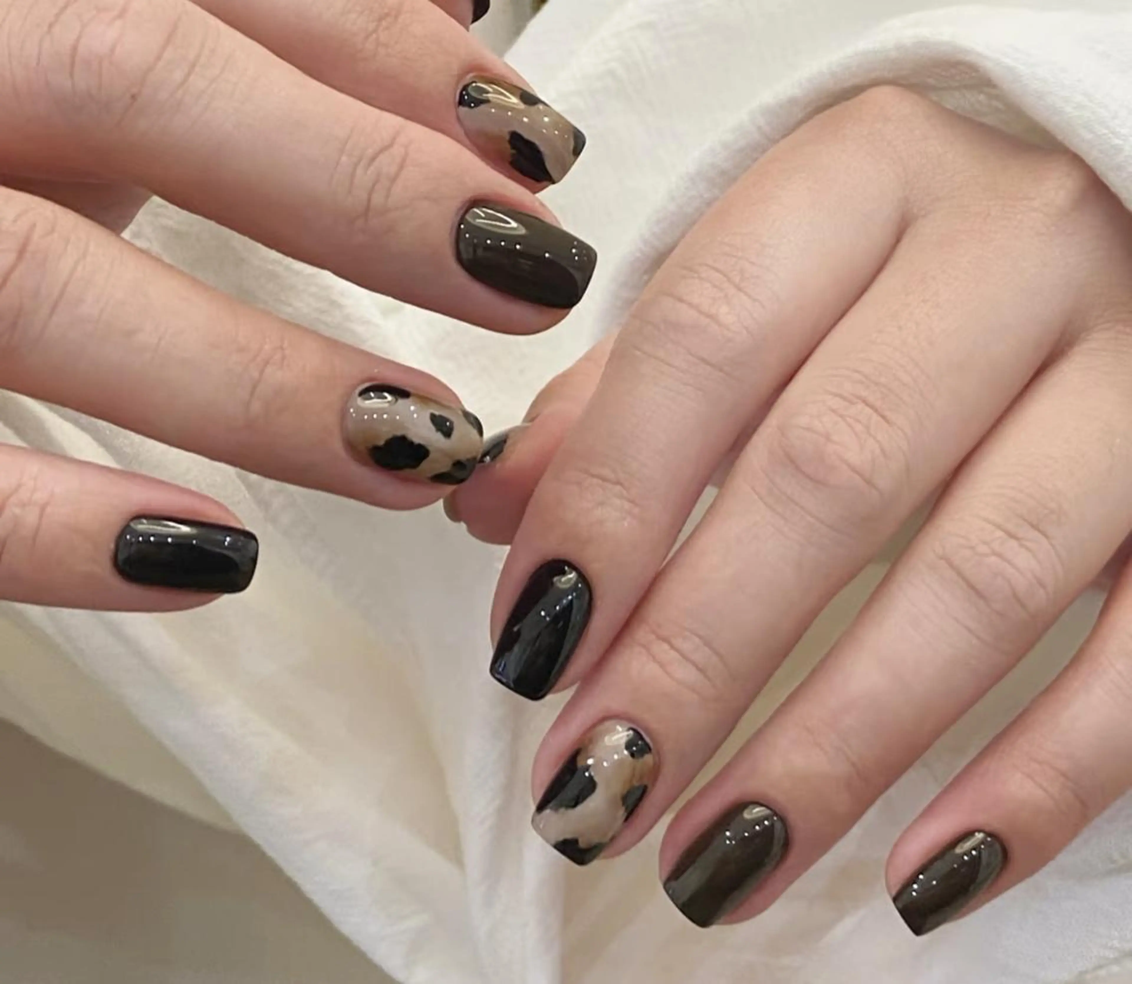 ネイル ハンドネイル ハンドケア 🍑 momo_nailのネイルデザイン