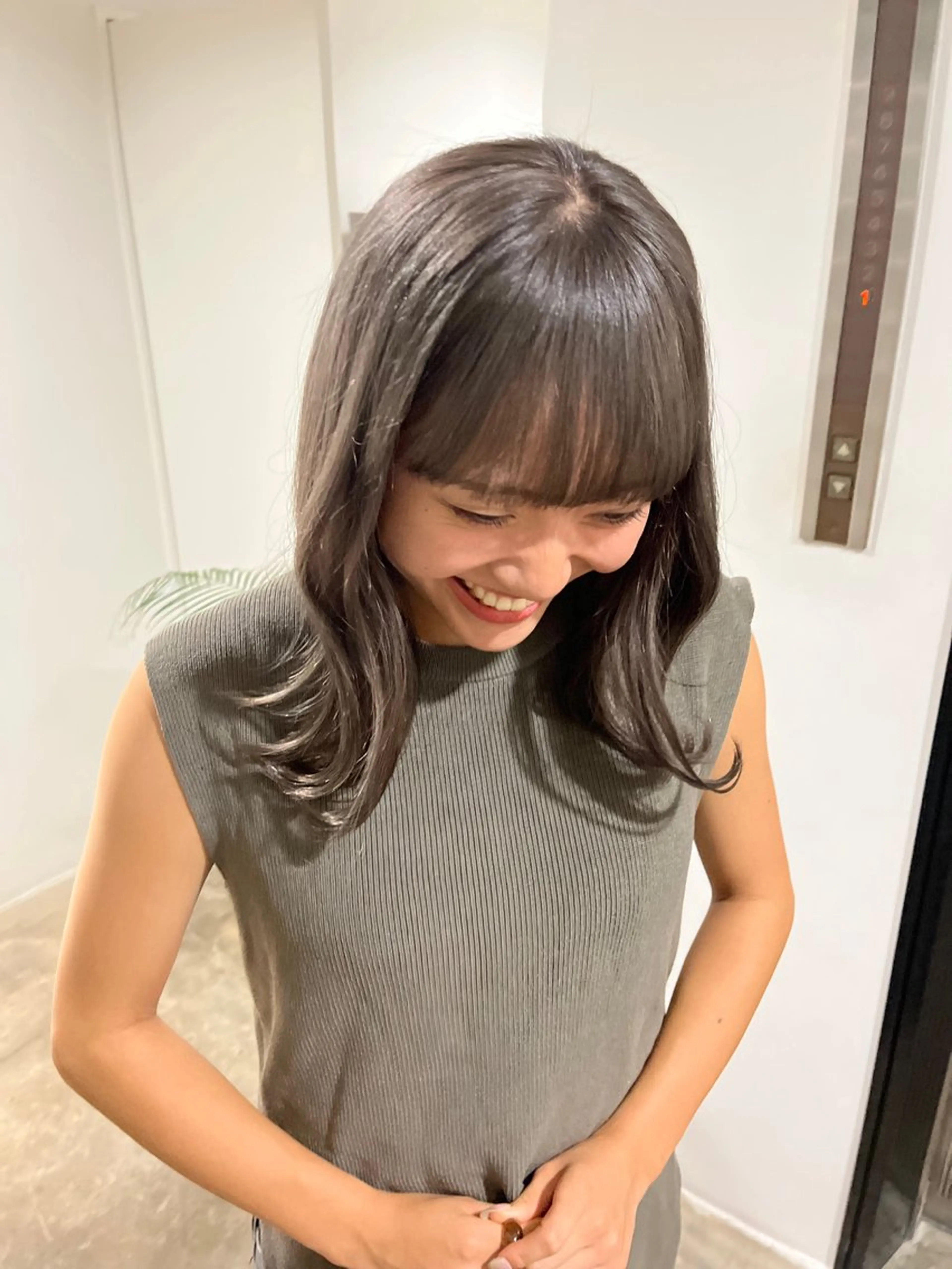 セミロング 🟡ひろの/ツヤ カラー/髪質改善🟡のヘアスタイル