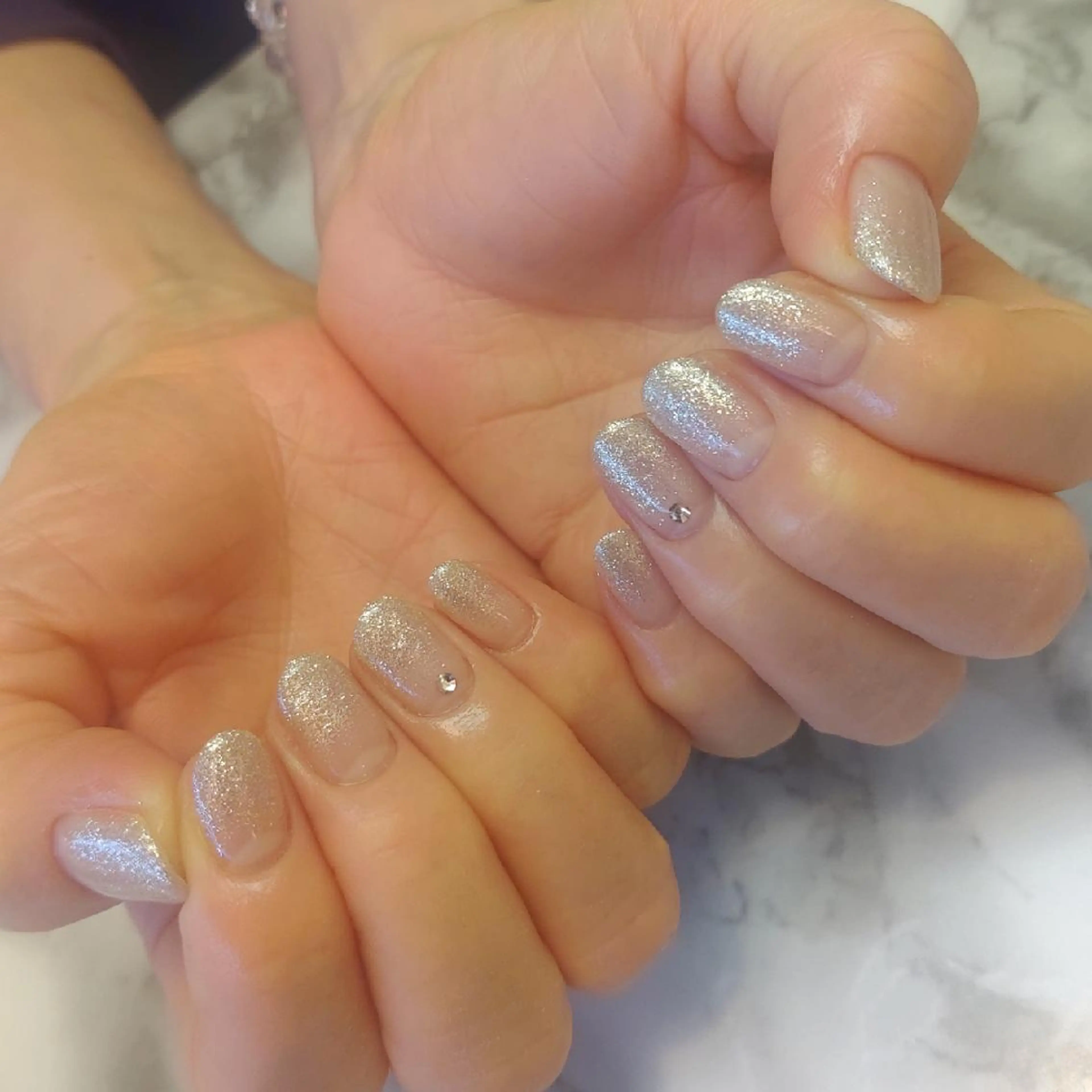 ネイル ラメ(グリッター) ラメグラデーション ジェヌインネイル 河内のネイルデザイン