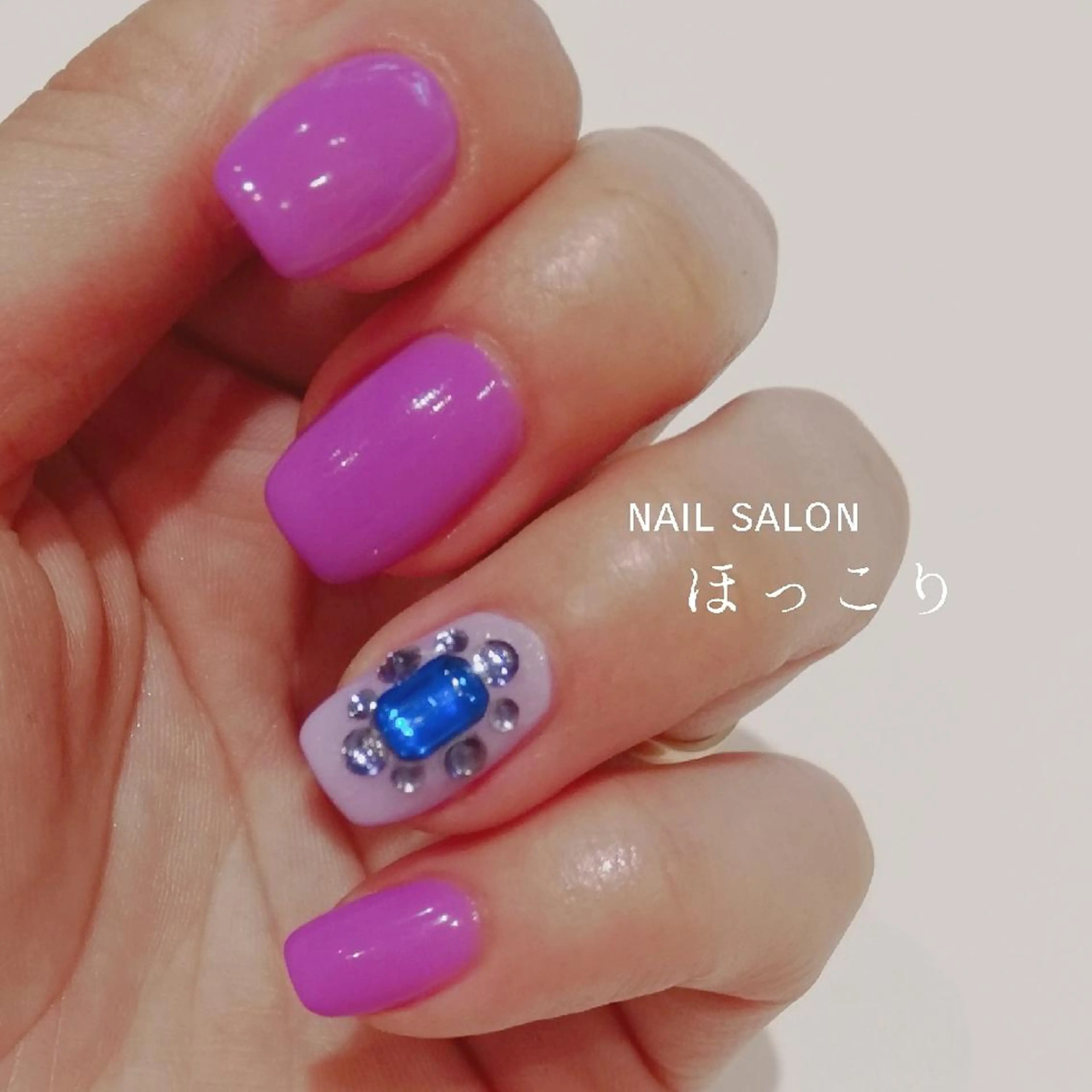 ネイル キラキラネイル 春ネイル ネイルサロンほっこり kanaのネイルデザイン