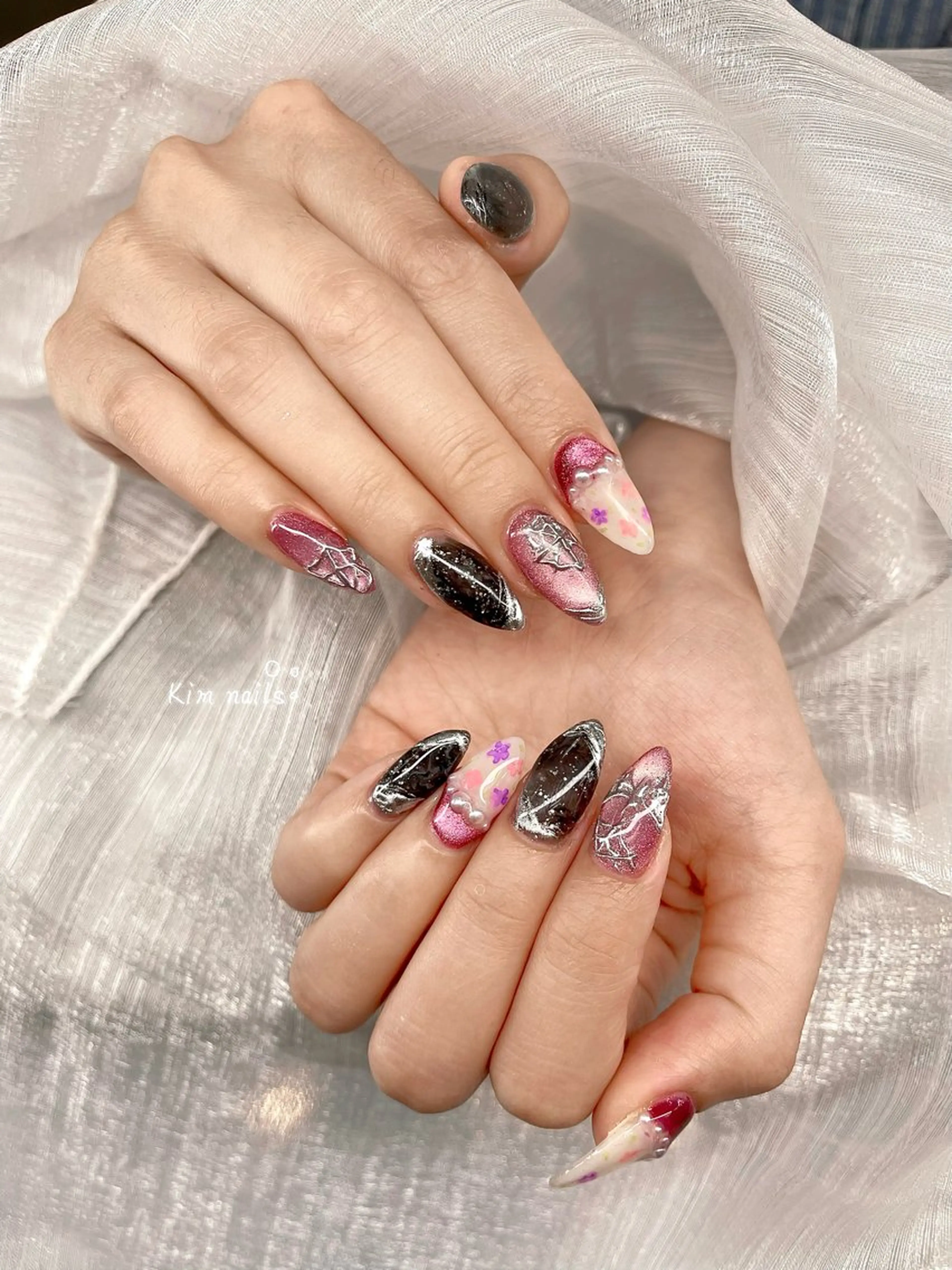 ネイル アートネイル 長さ出し ジェルネイル ハロウィン キラキラネイル ハンドネイル KIM キムのネイルデザイン