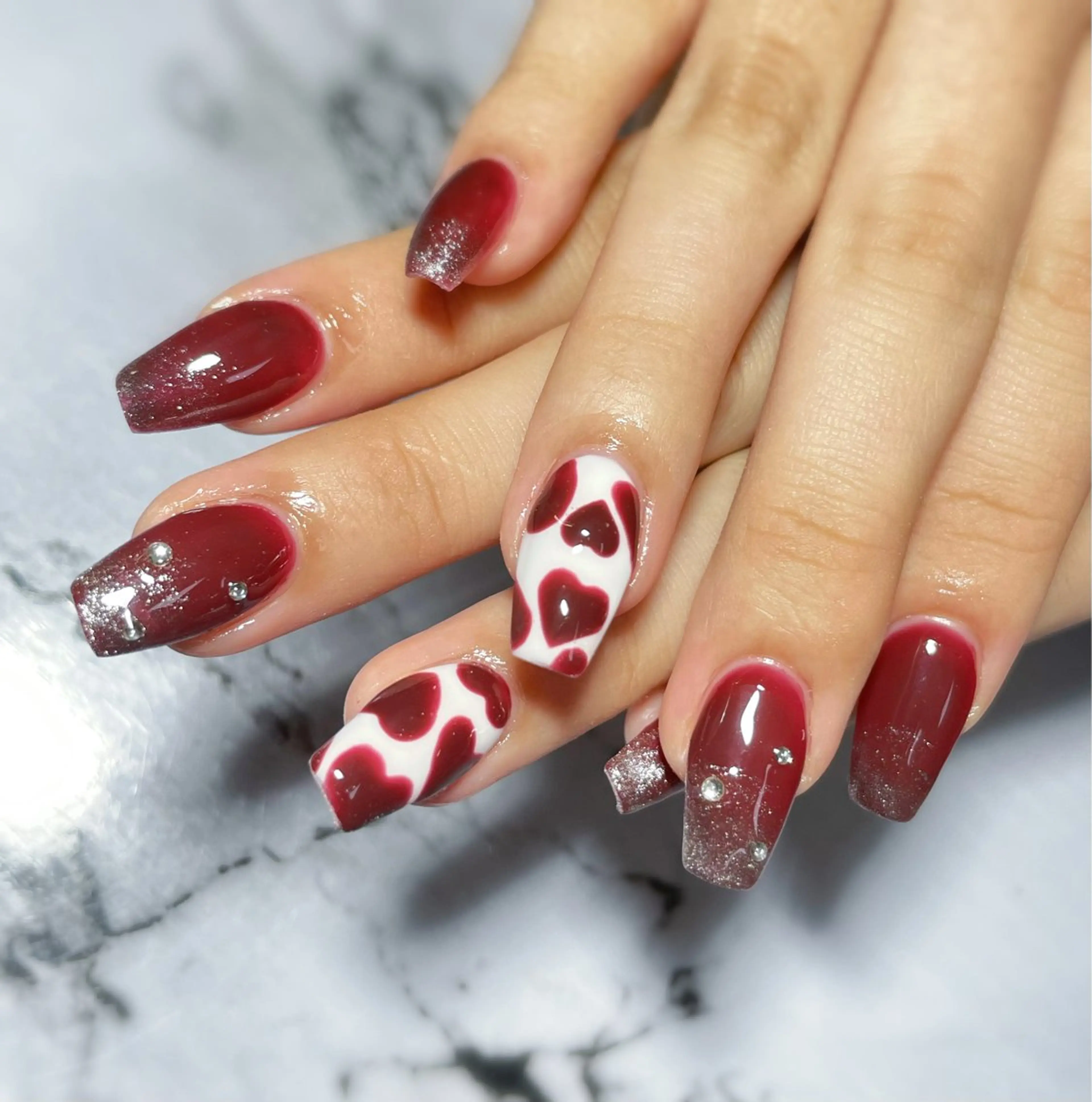 ネイル ハート 冬ネイル クリスマス ハンドネイル S♡NAIL所属・S.NAIL Suuのネイルデザイン