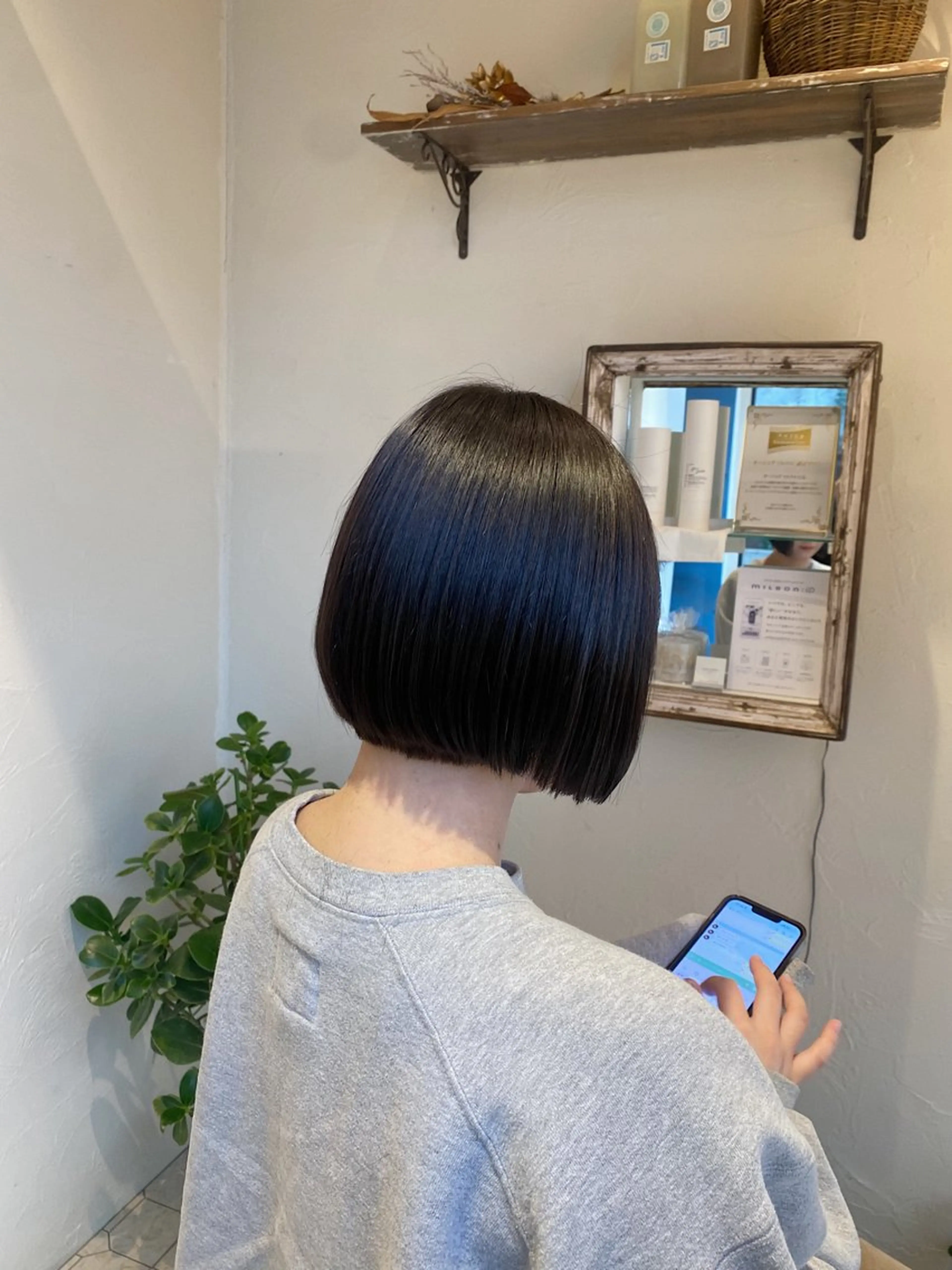 ミディアム 艶髪/艶カラー/縮毛 /   タキダのヘアスタイル