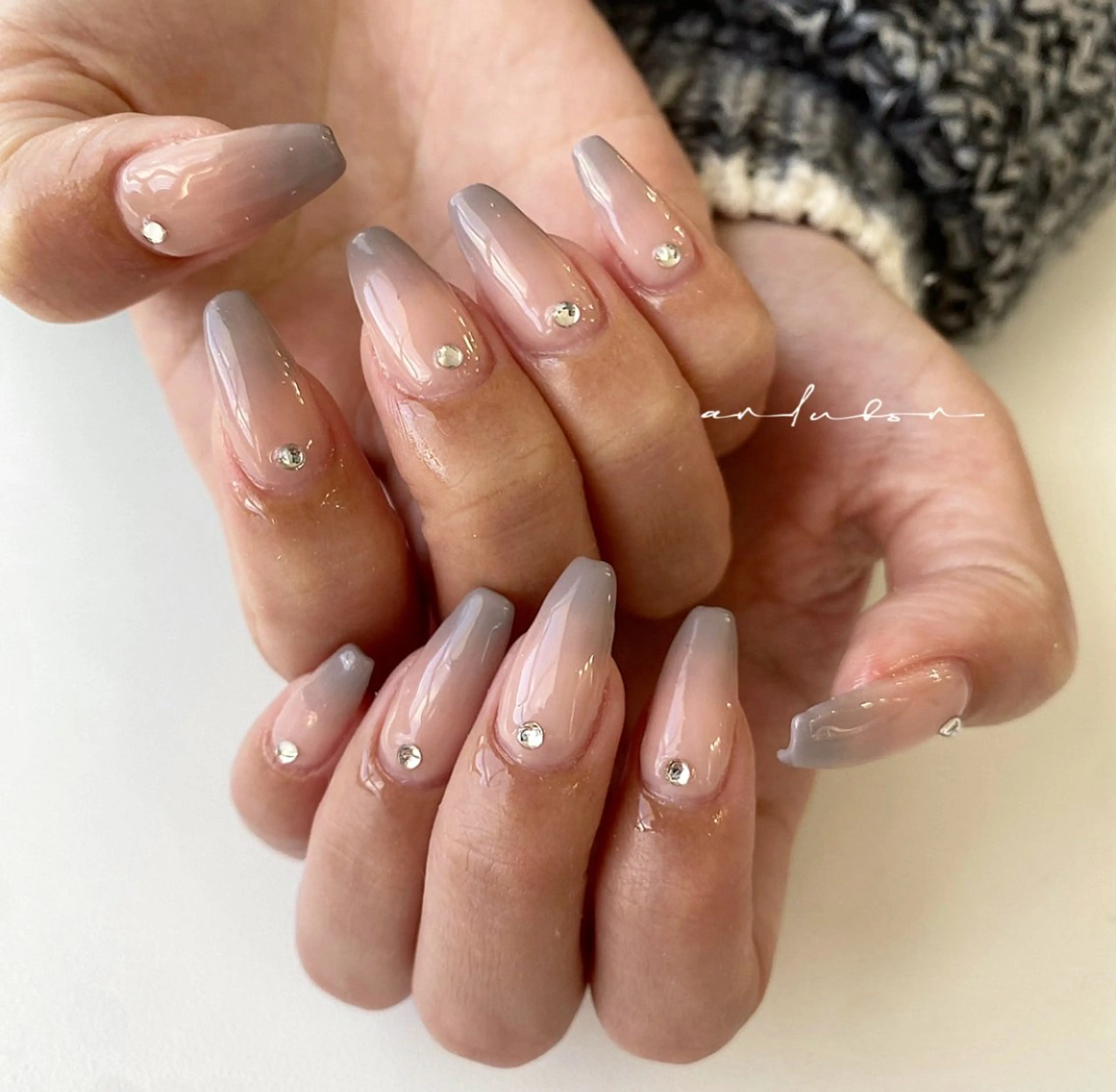 ロング ハンドネイル アンルボネイル&アイラッシュ所属・anlubon /Jr.ネイリストのネイルデザイン