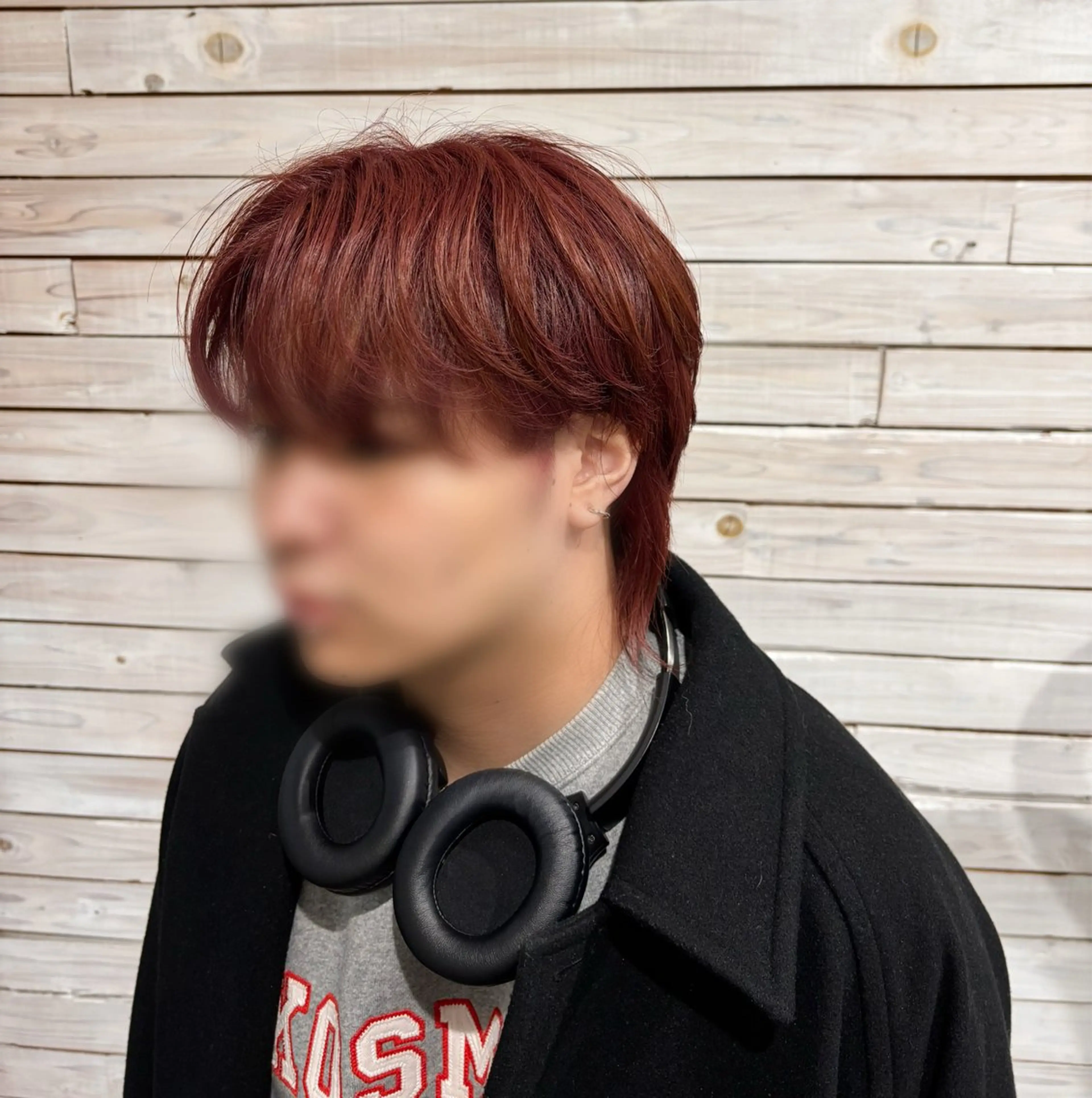 カラー メンズ メンズブリーチ マッシュウルフ マッシュ メンズウルフカット ブリーチ 岡山メンズパーマ 白神珠梨のヘアスタイル