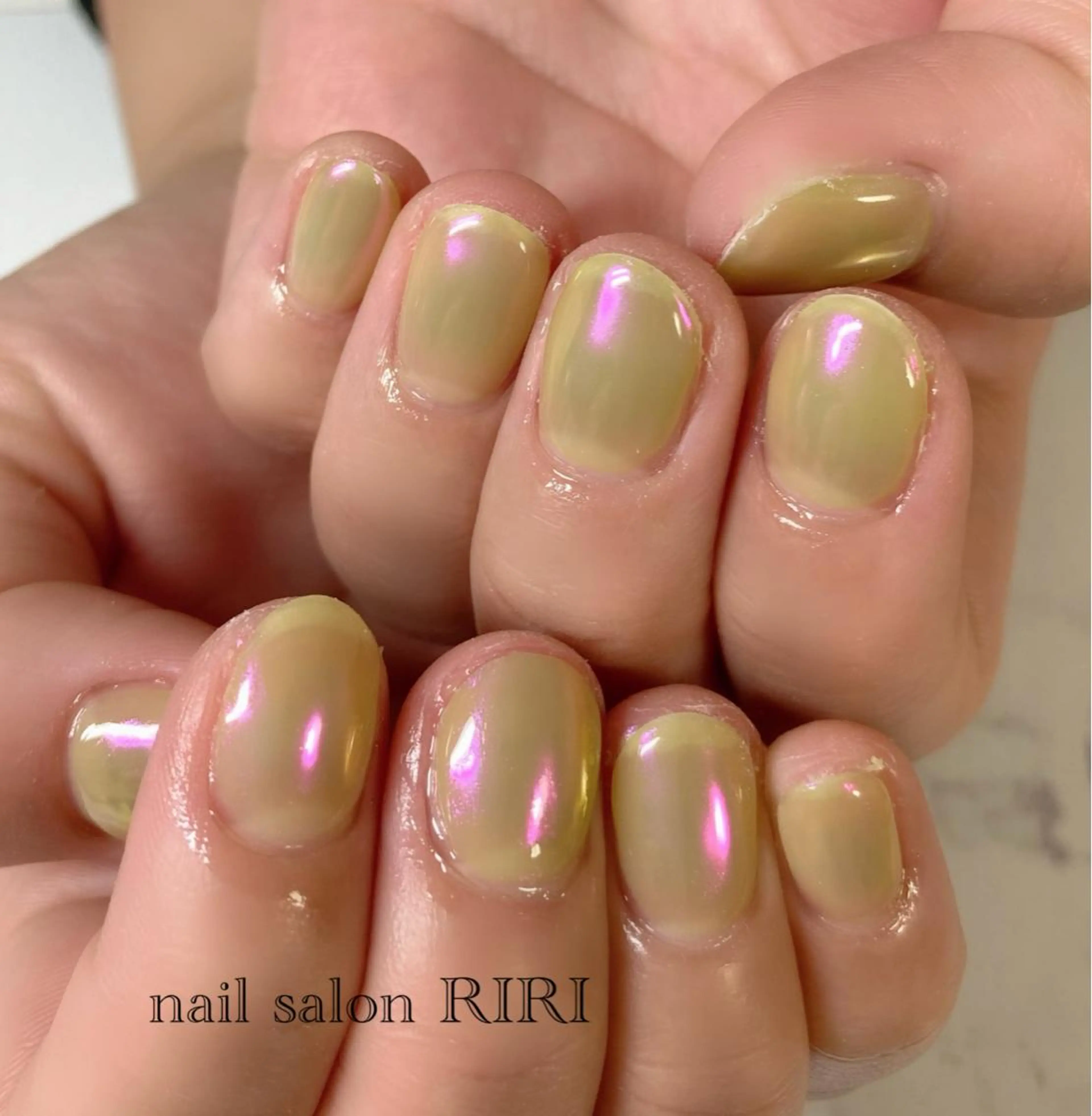 ネイル オーロラネイル private  nail  salon RIRI所属・RIRI リリのネイルデザイン