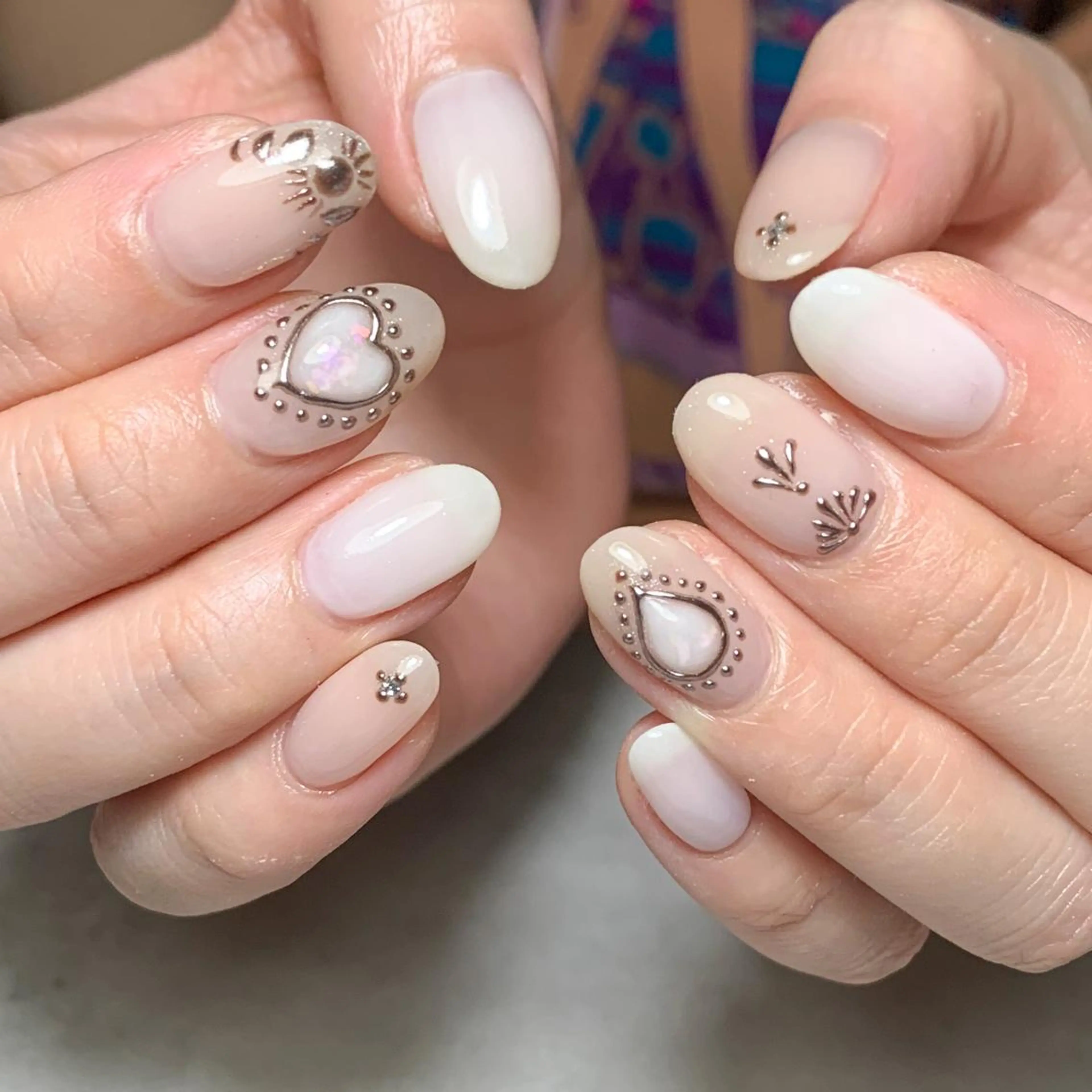 ネイル atelier　FIORITURA所属・FIORITURA aiのネイルデザイン