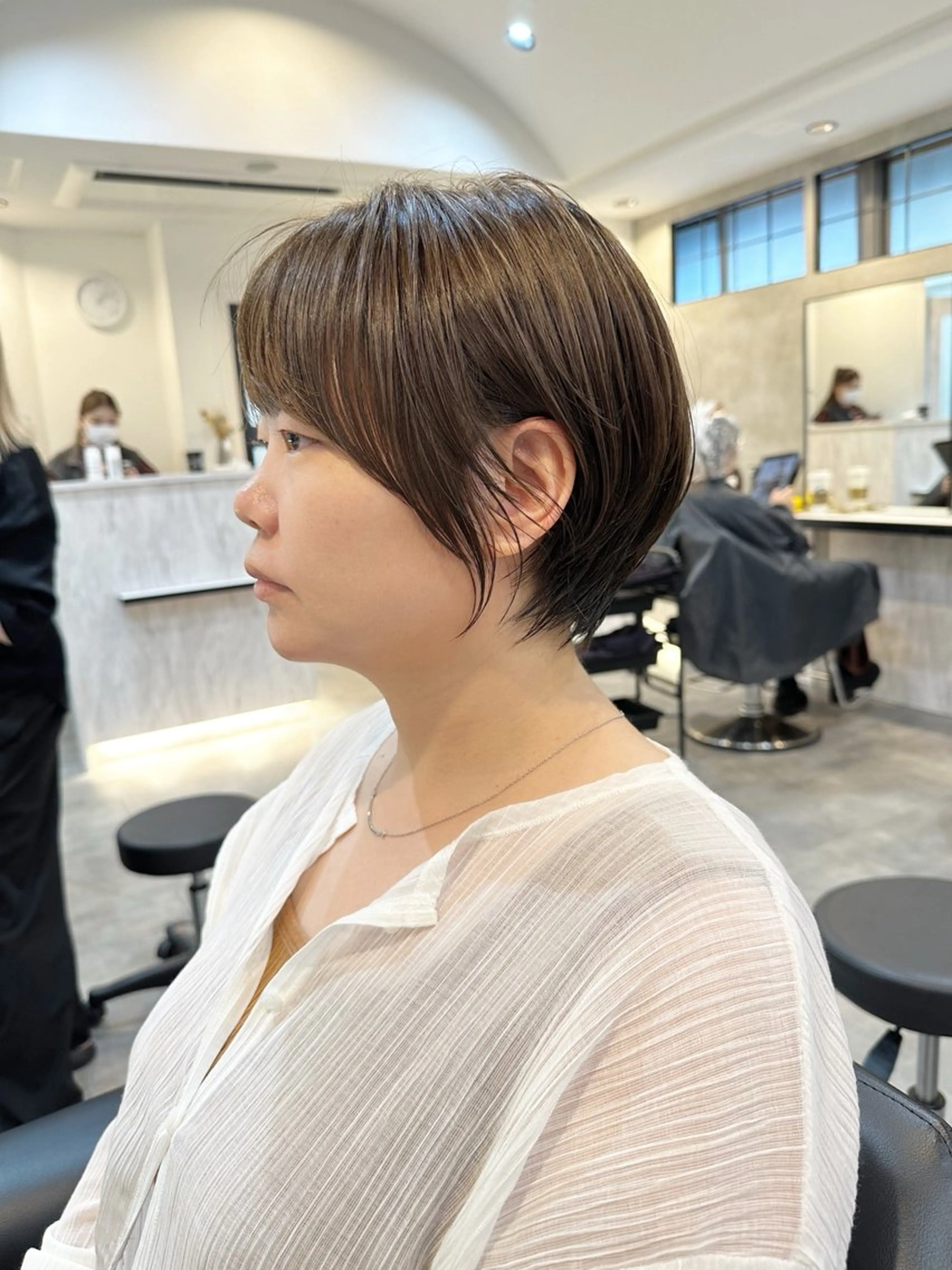 ショート カラー ショートボブ 丸みショート ボブ 顔まわりレイヤー 髪質改善 宮城 良太のヘアスタイル