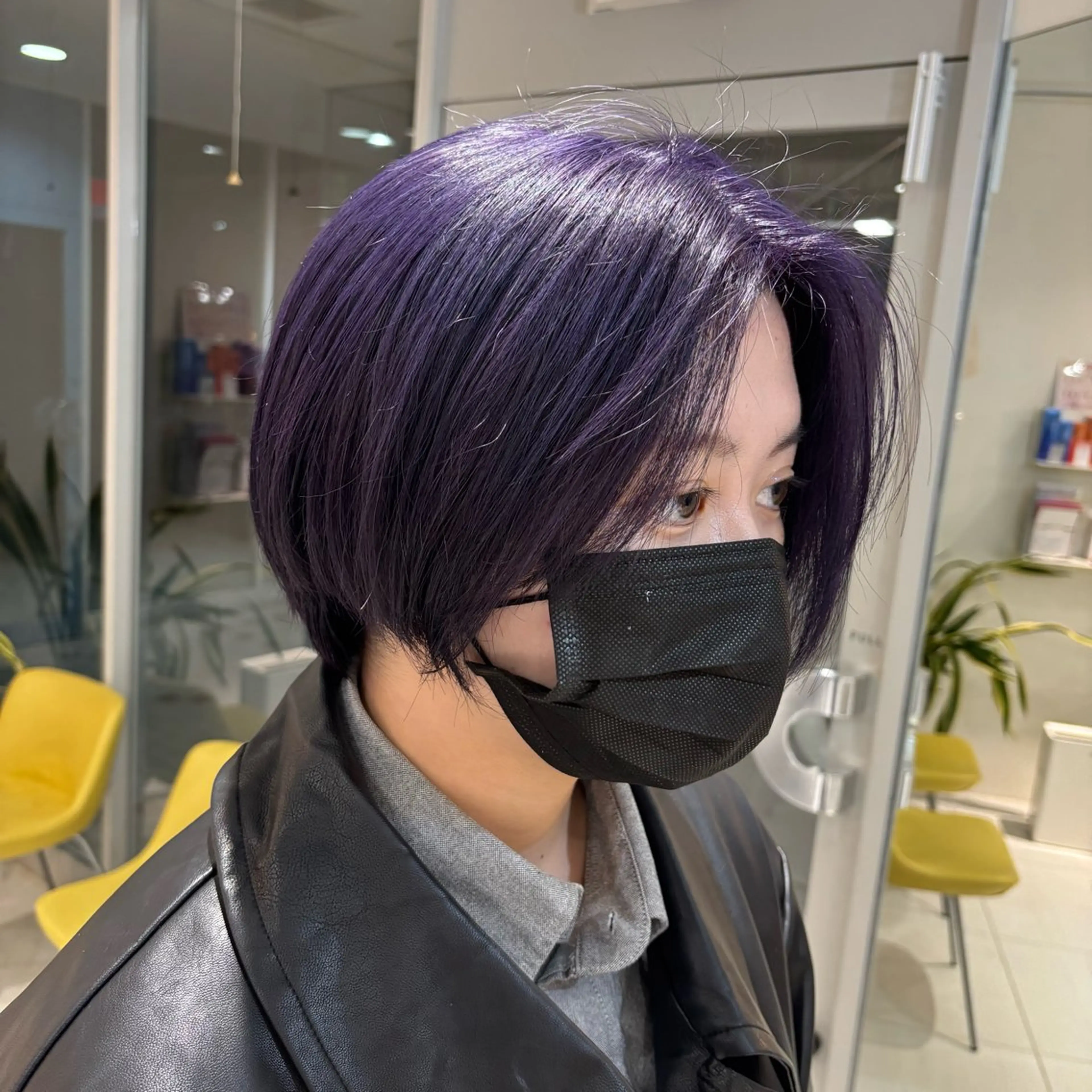 ショート カラー ハイトーンカラー ショートヘア 由比藤理子 ブリーチカラー🌈のヘアスタイル