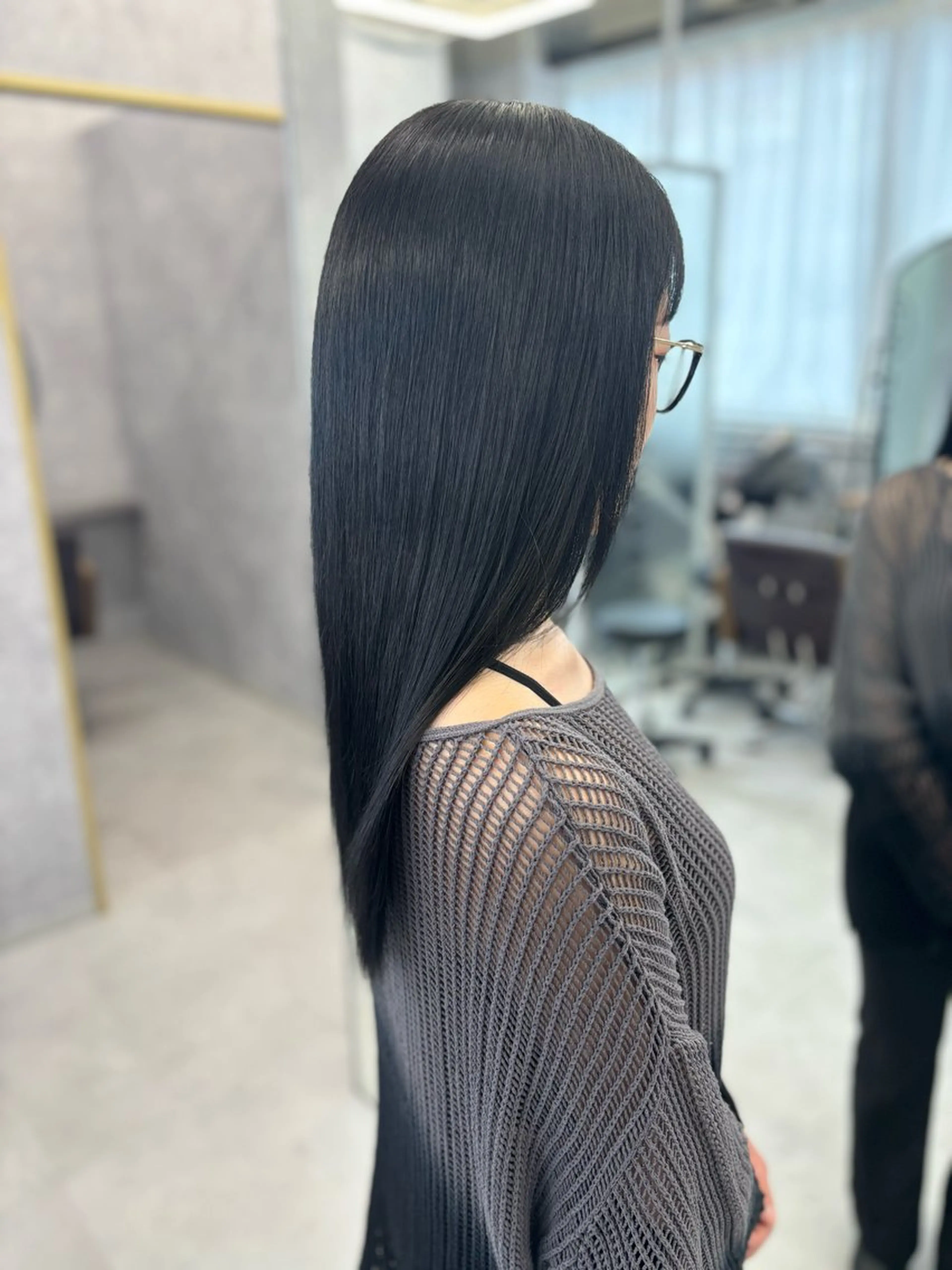 セミロング トリートメント カット 縮毛矯正 NUMBER 天王寺YUYAのヘアスタイル