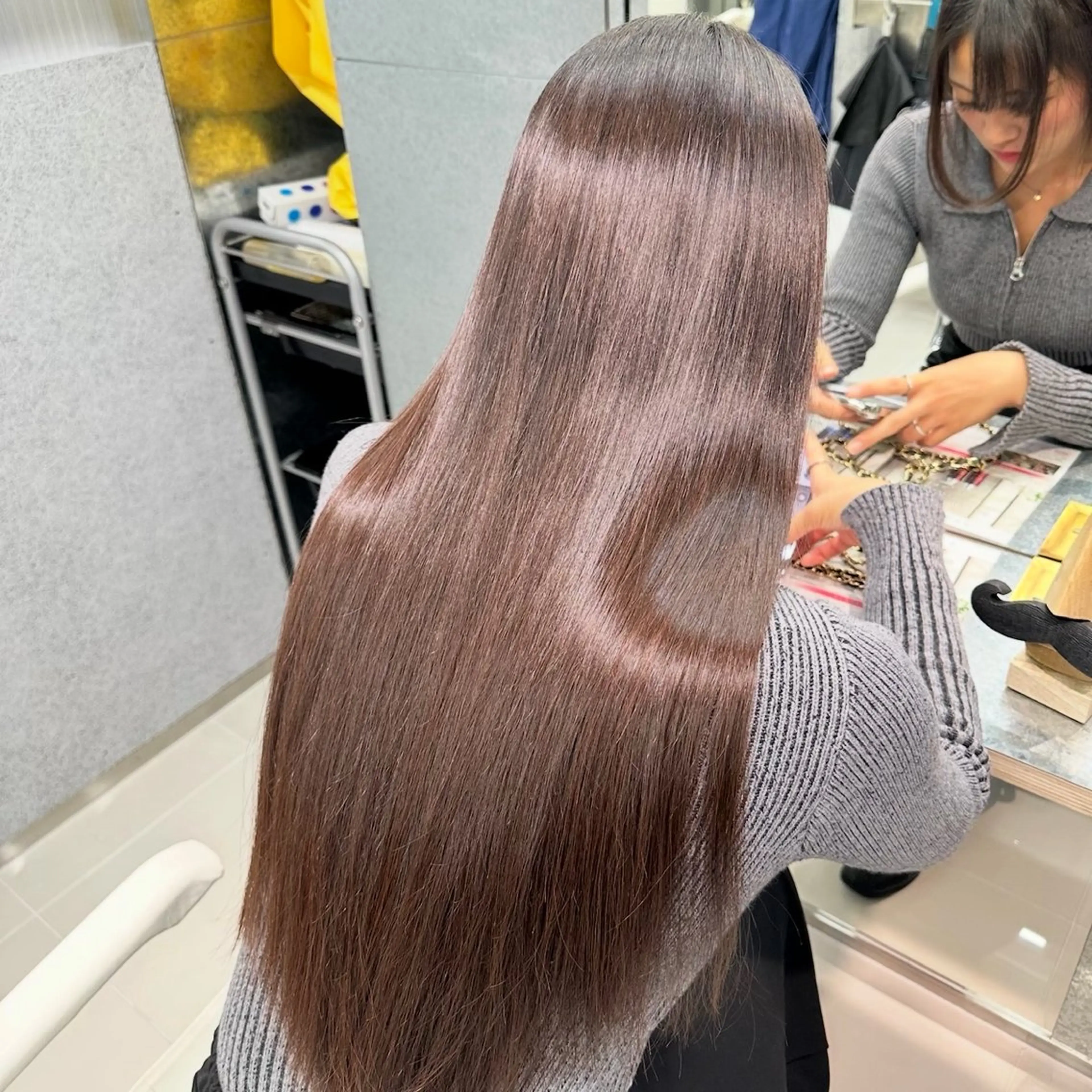 ロング くせ毛 広がり・パサつき改善 /ツヤ美髪/こうたのヘアスタイル