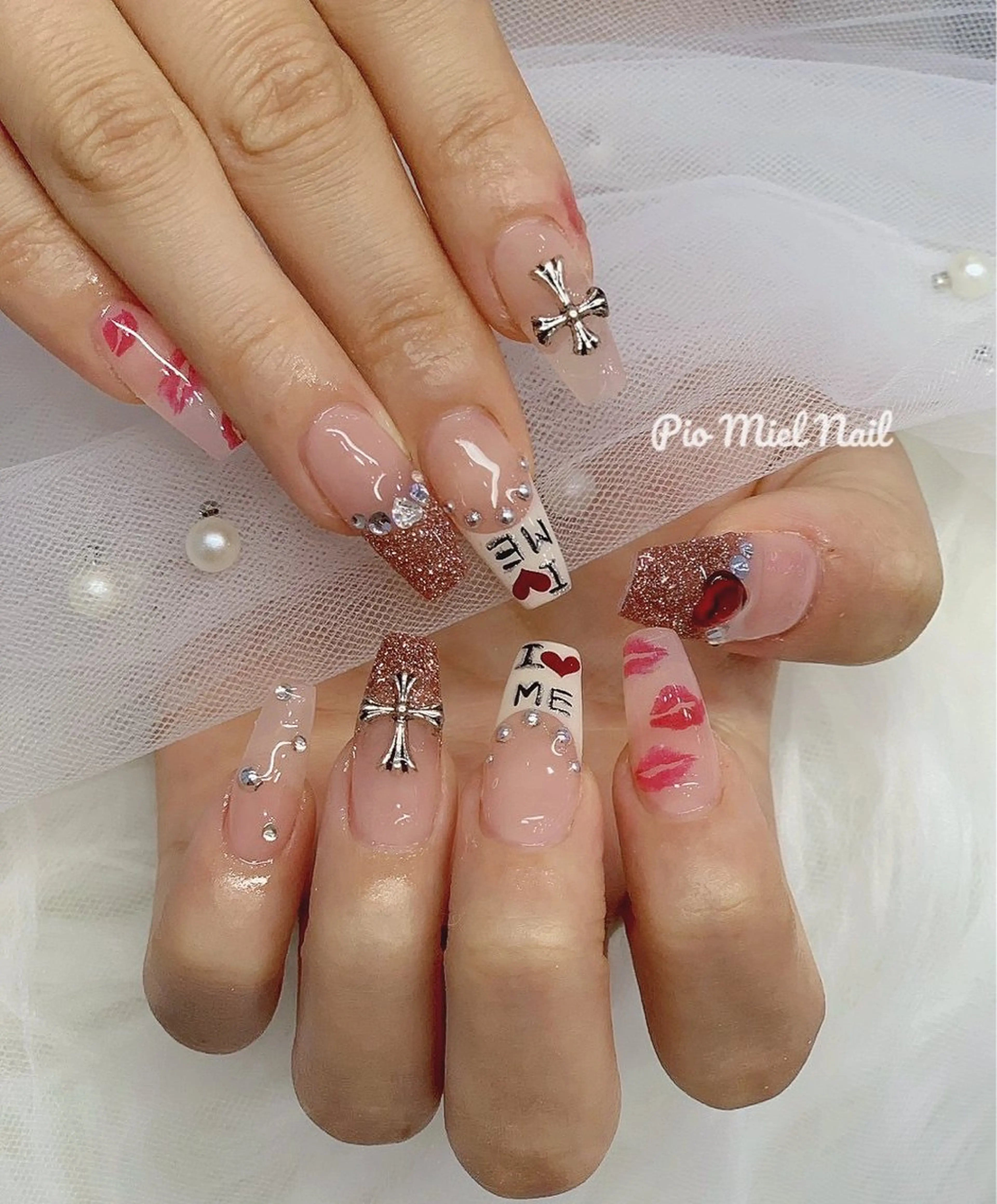 ミディアム ハンドネイル Pio Mielのネイルデザイン