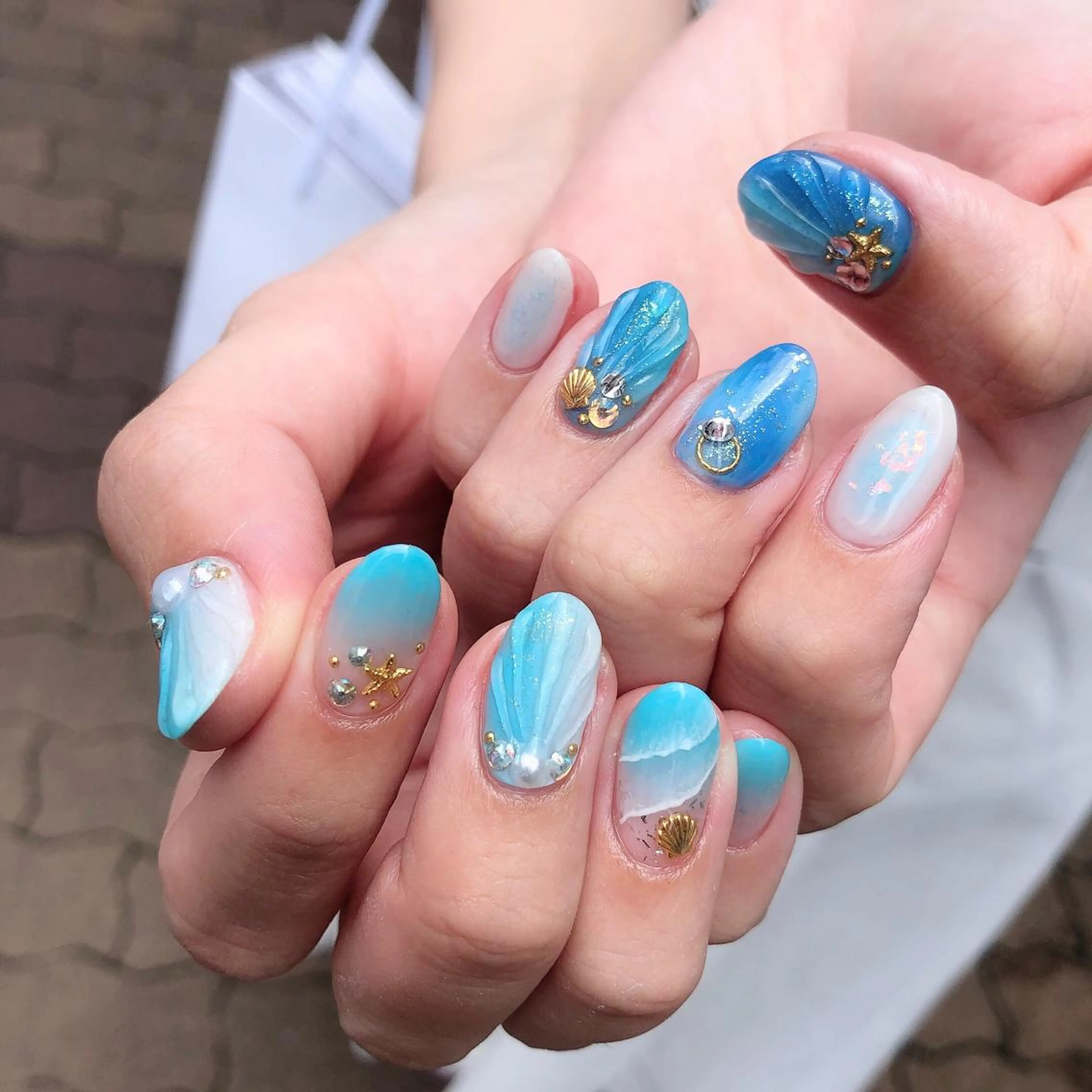 ロング カラー ヘアアレンジ キッズ ネイル マツエク・マツパ 福田 加奈のネイルデザイン