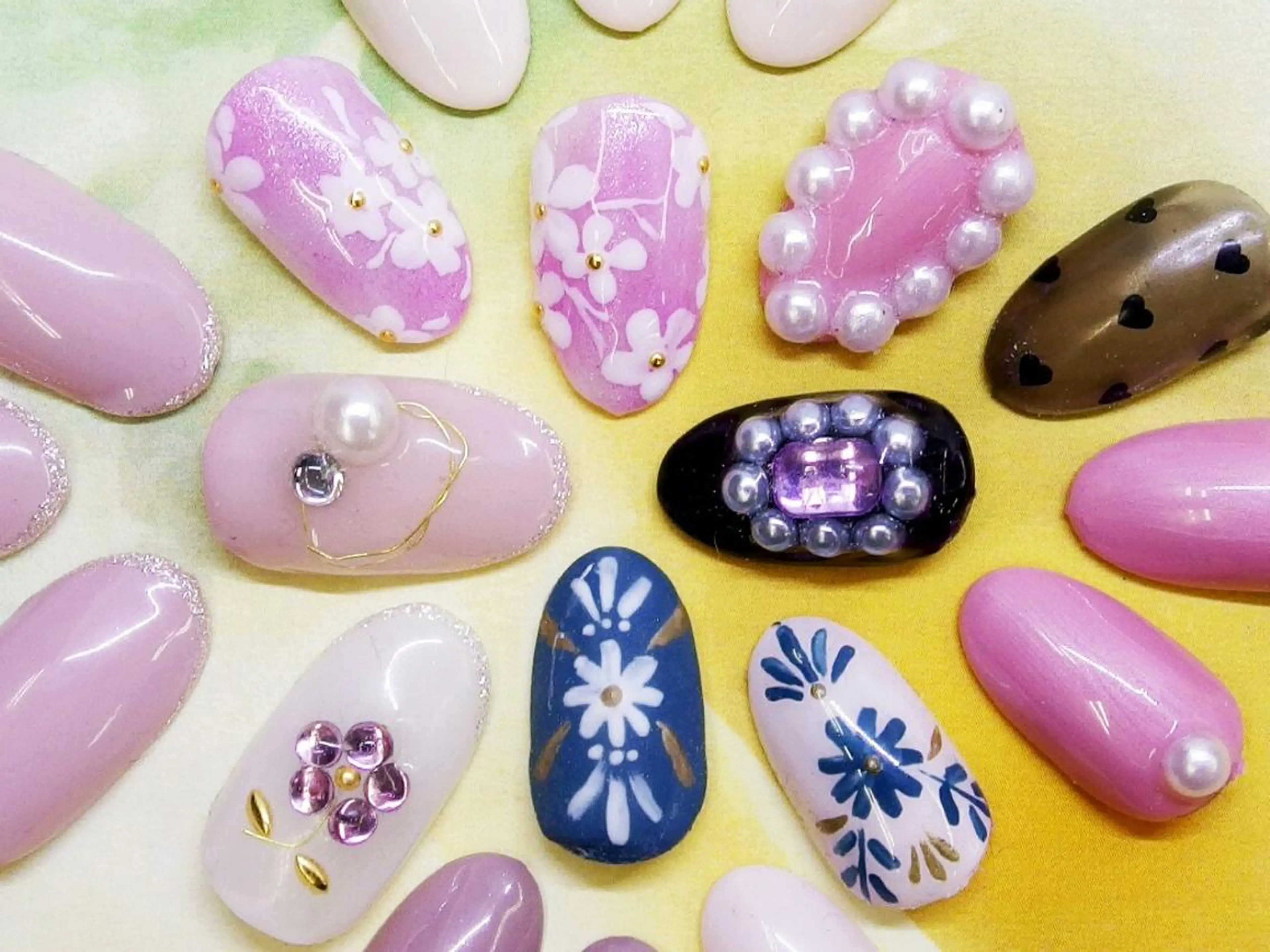 ネイル 春ネイル ティーエヌ 金山駅東口店のネイルデザイン