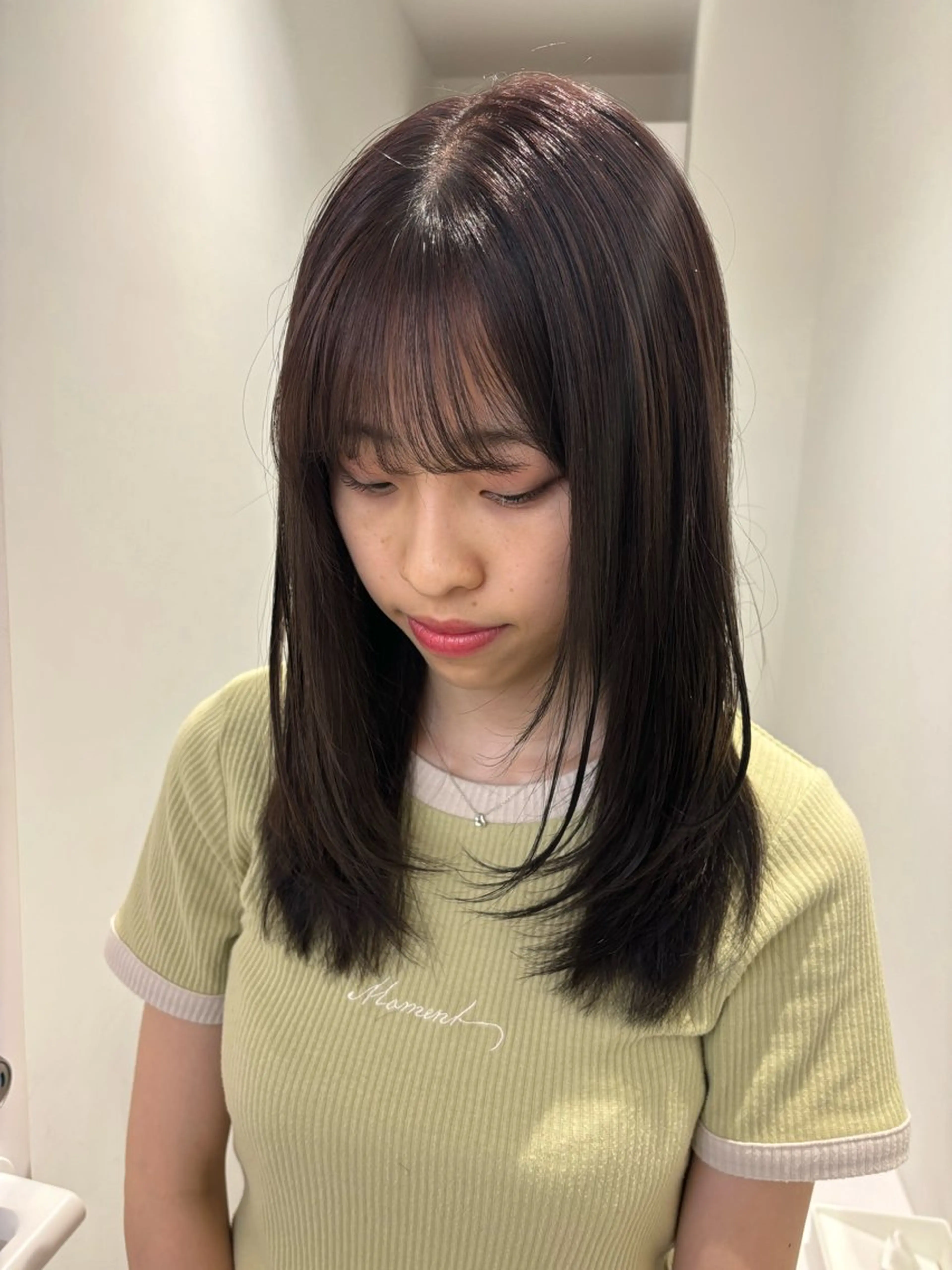 セミロング ヘアカラー リン🔔ボブ cut ベージュカラー🤎のヘアスタイル