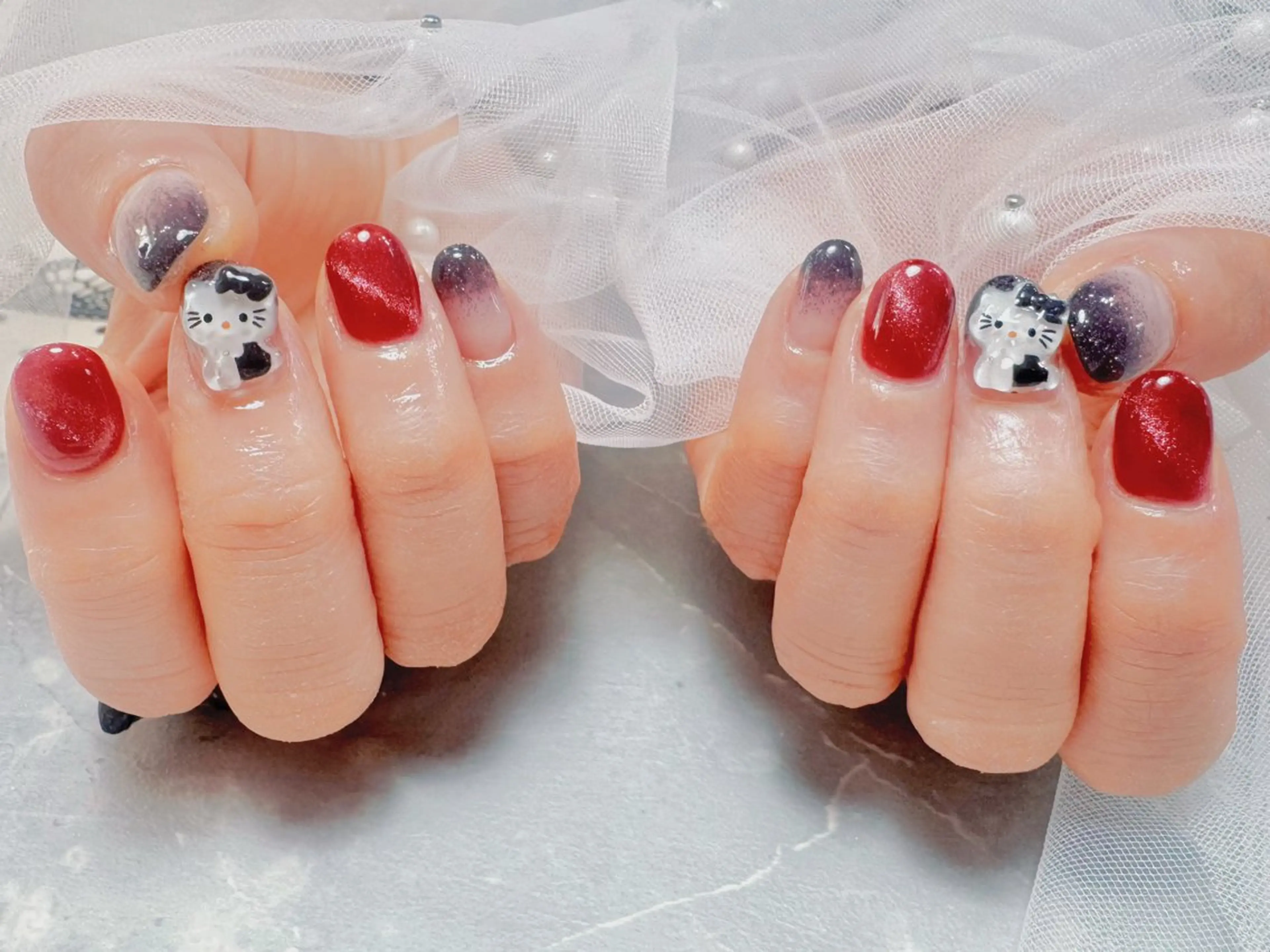 ネイル ハンドネイル マジックミラー所属・マジック ミラーのネイルデザイン