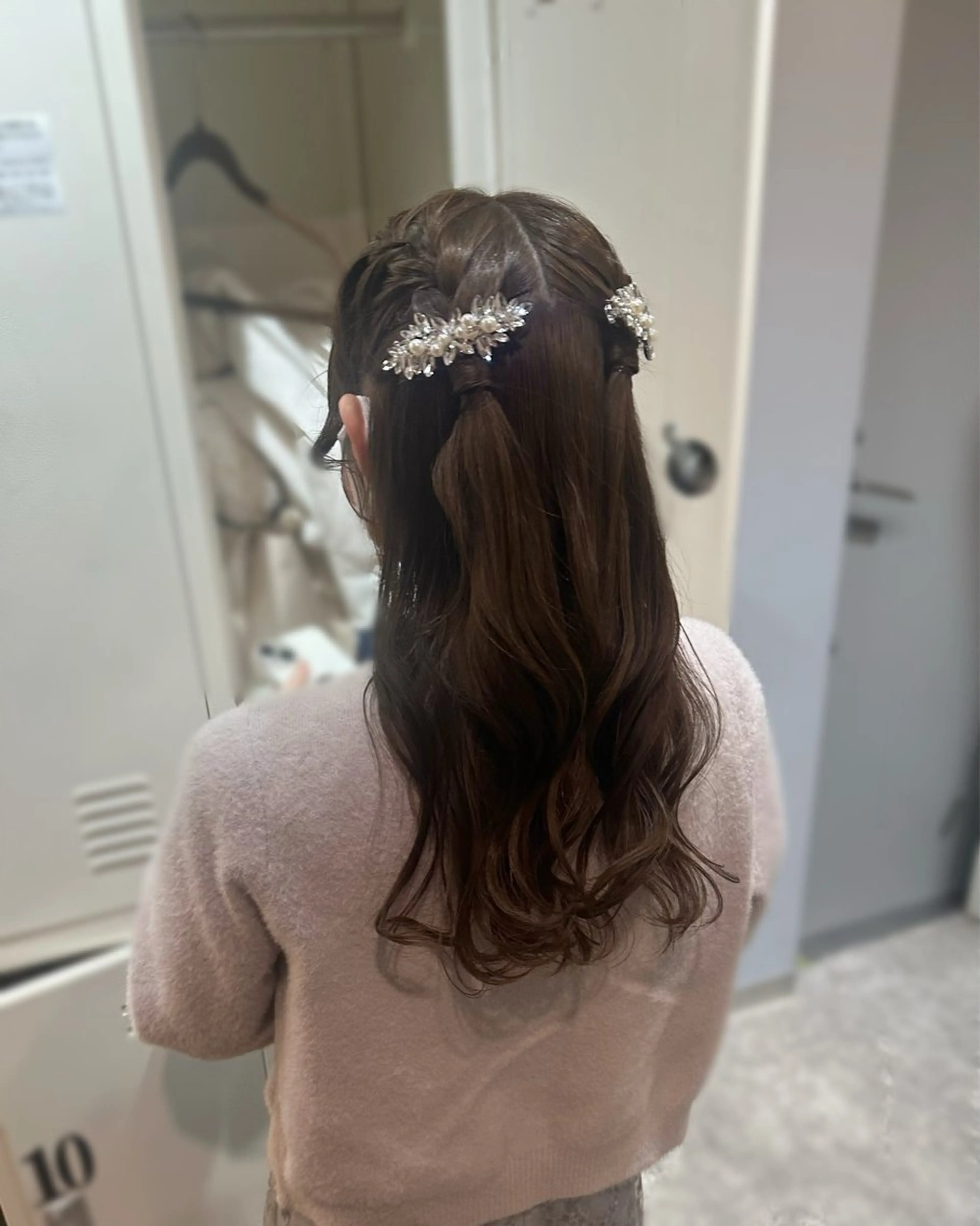 ミディアム カラー ヘアアレンジ ヘアセット 縮毛矯正+モテカラー 🎀✨MIHOのヘアスタイル