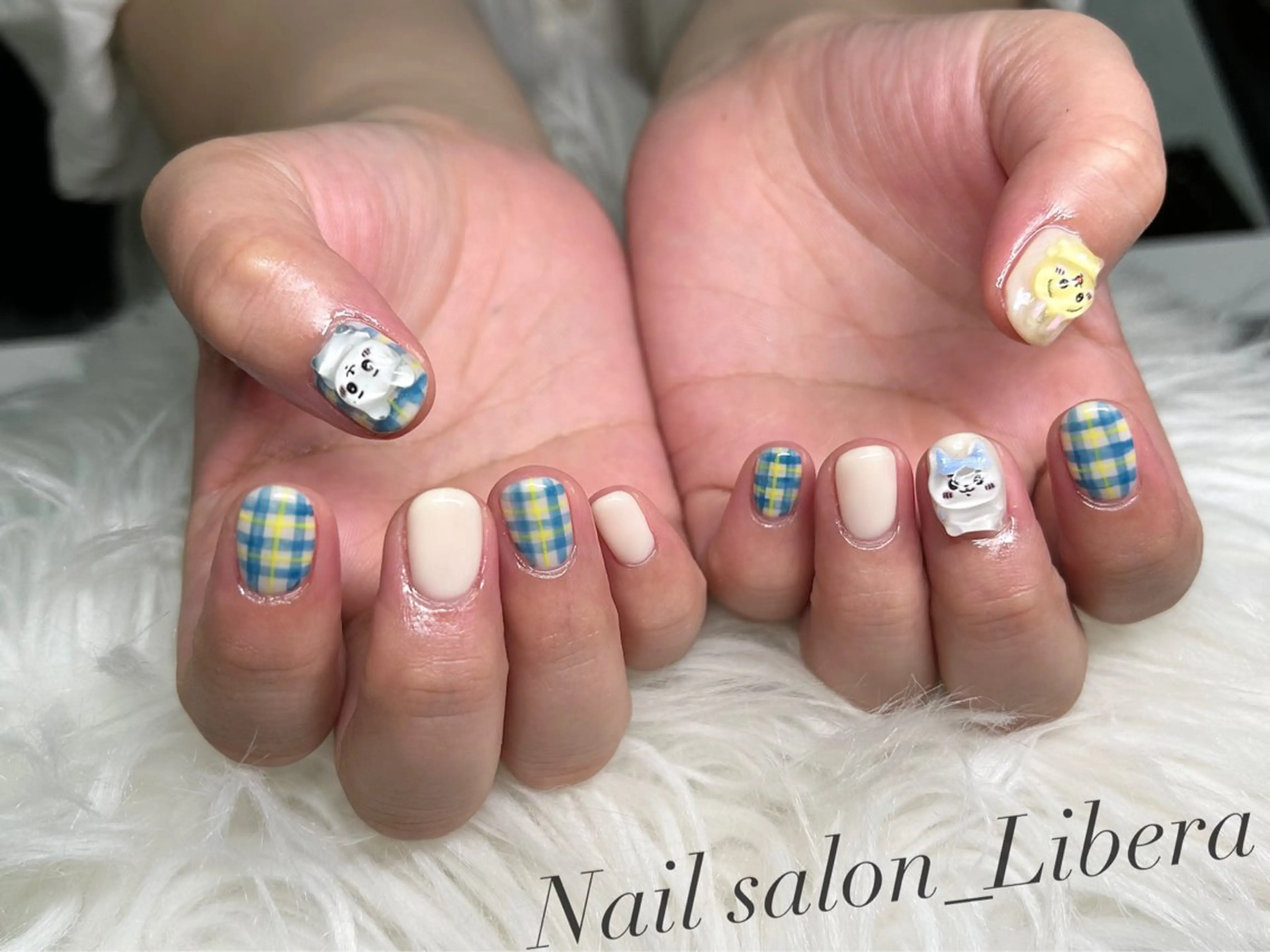 ハンドジェルのせ放題　持ち込みデザインOK【オフ無】※スカルプオフの場合＋600円事前にご連絡ください※パーツ代別途必要の写真