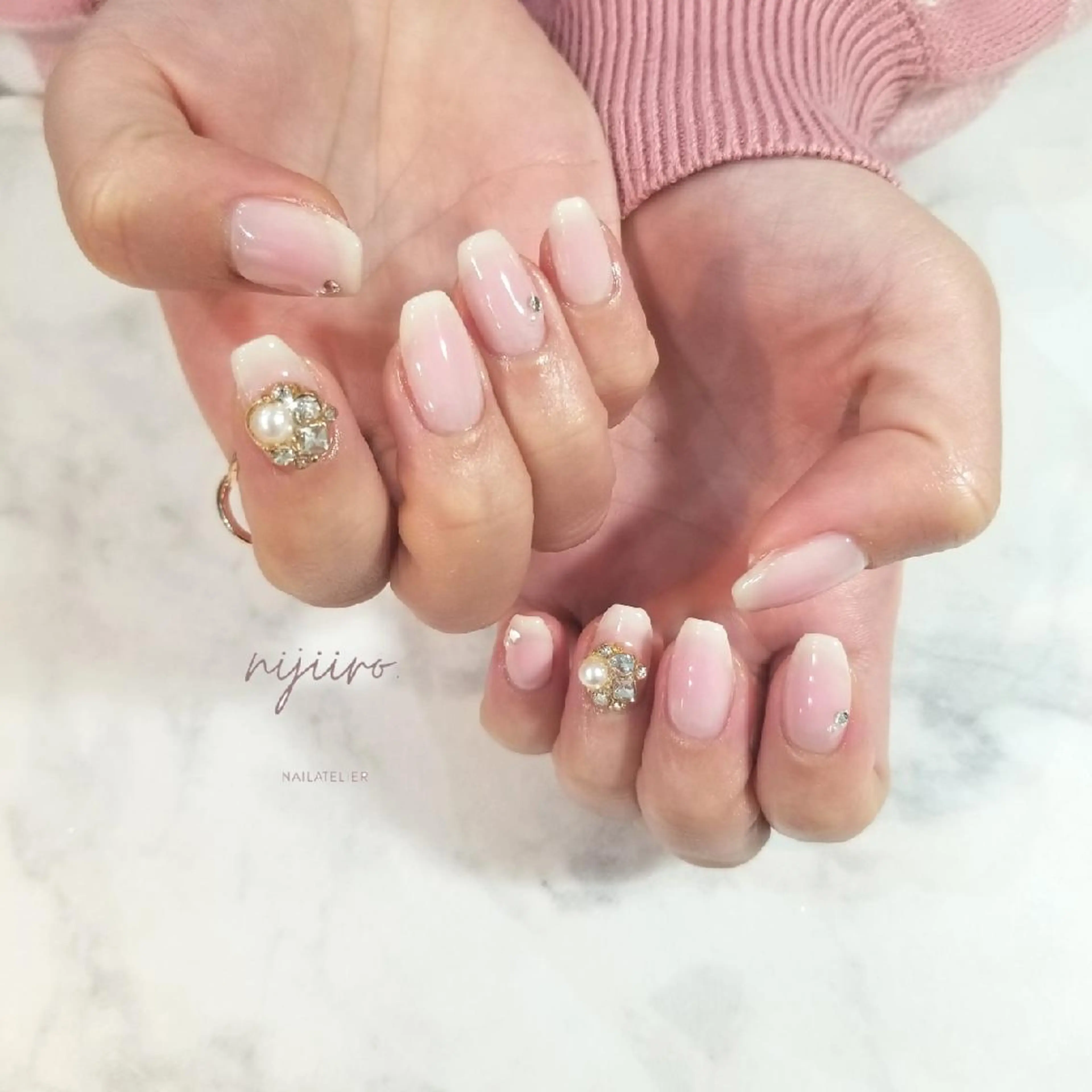 ネイル ワンホンネイル ハンドネイル nailatelier nijiiro.所属・nijiiro🌈 サトウのネイルデザイン