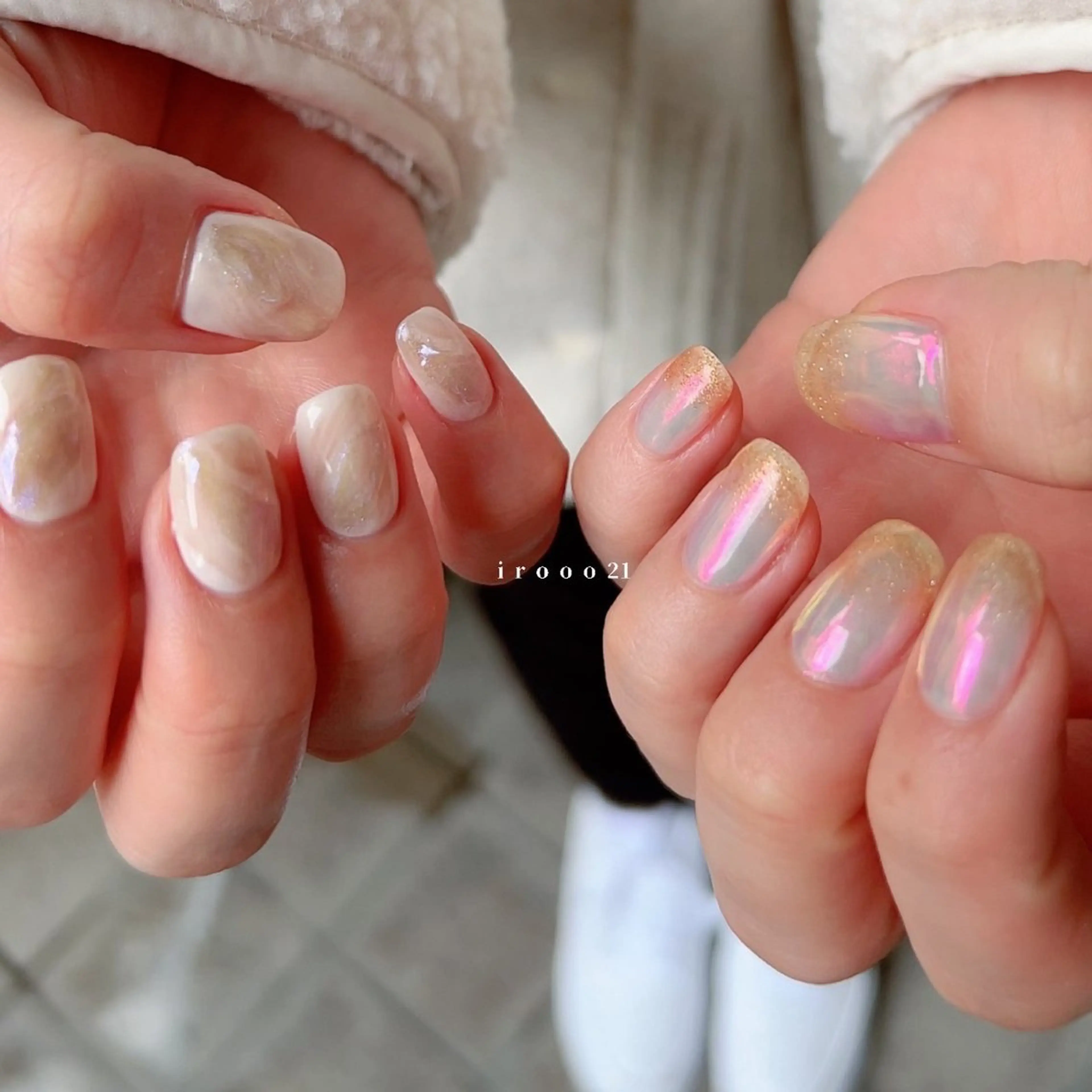 ネイル ブラウン 氷ネイル・うるうるネイル ニュアンスネイル ホワイト irooo 21のネイルデザイン