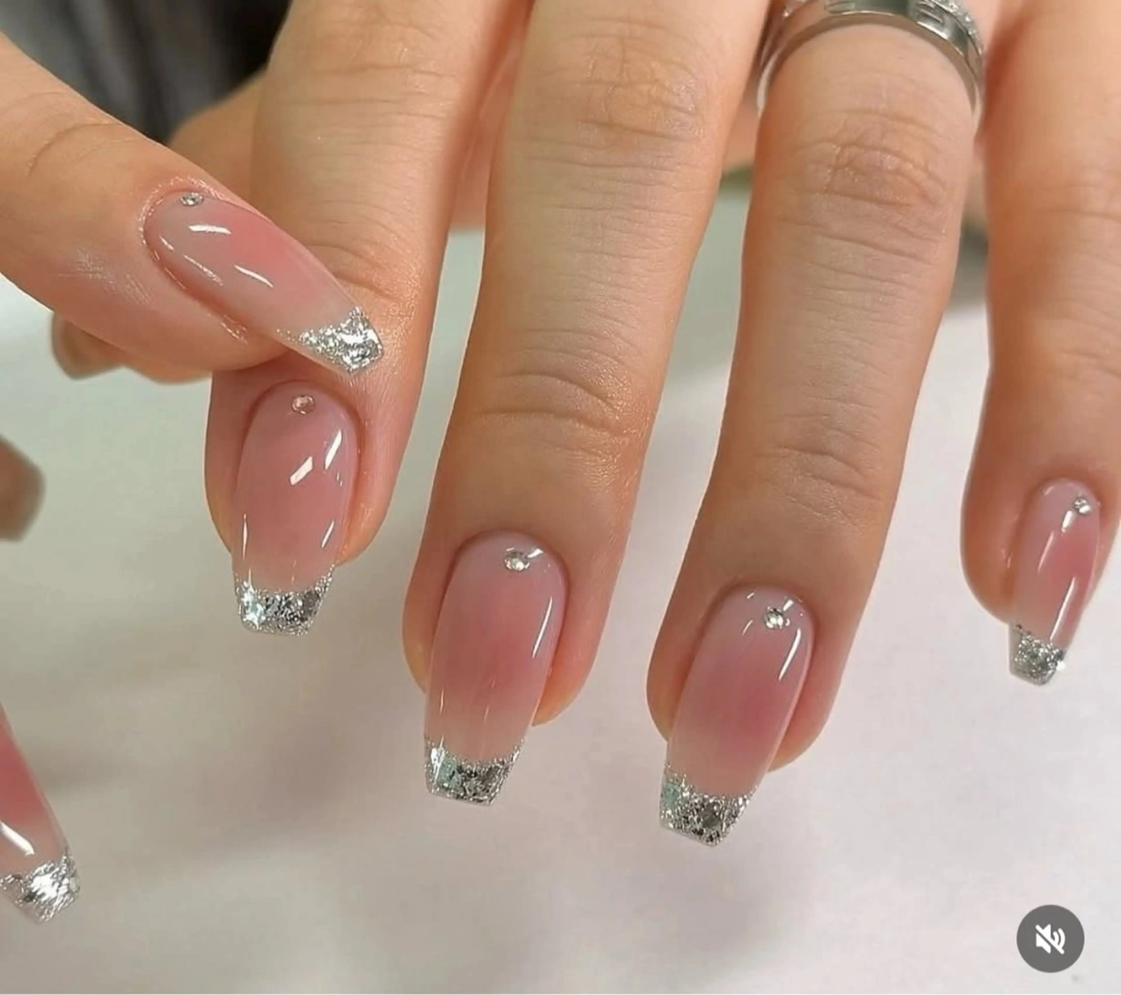 ネイル 🎀PG🩵 ネイルサロンのネイルデザイン