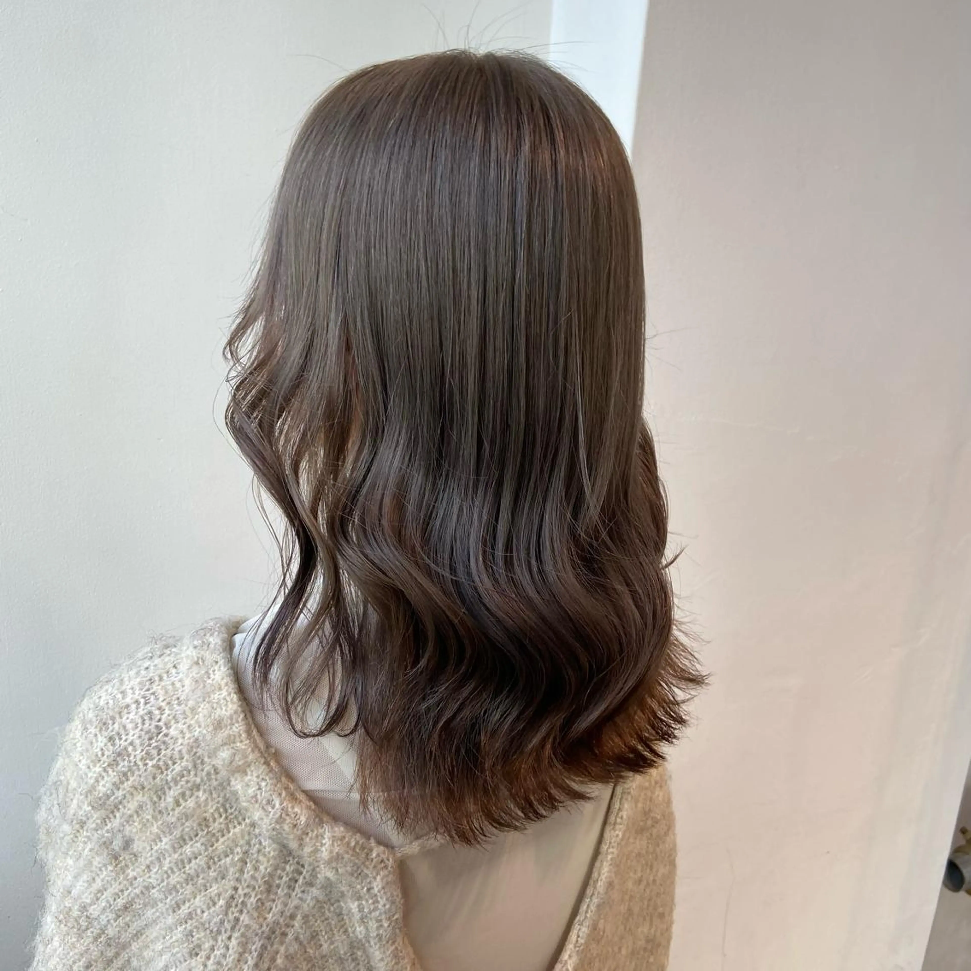 セミロング トレンドモテカラー 🩷色落ちまで可愛くのヘアスタイル