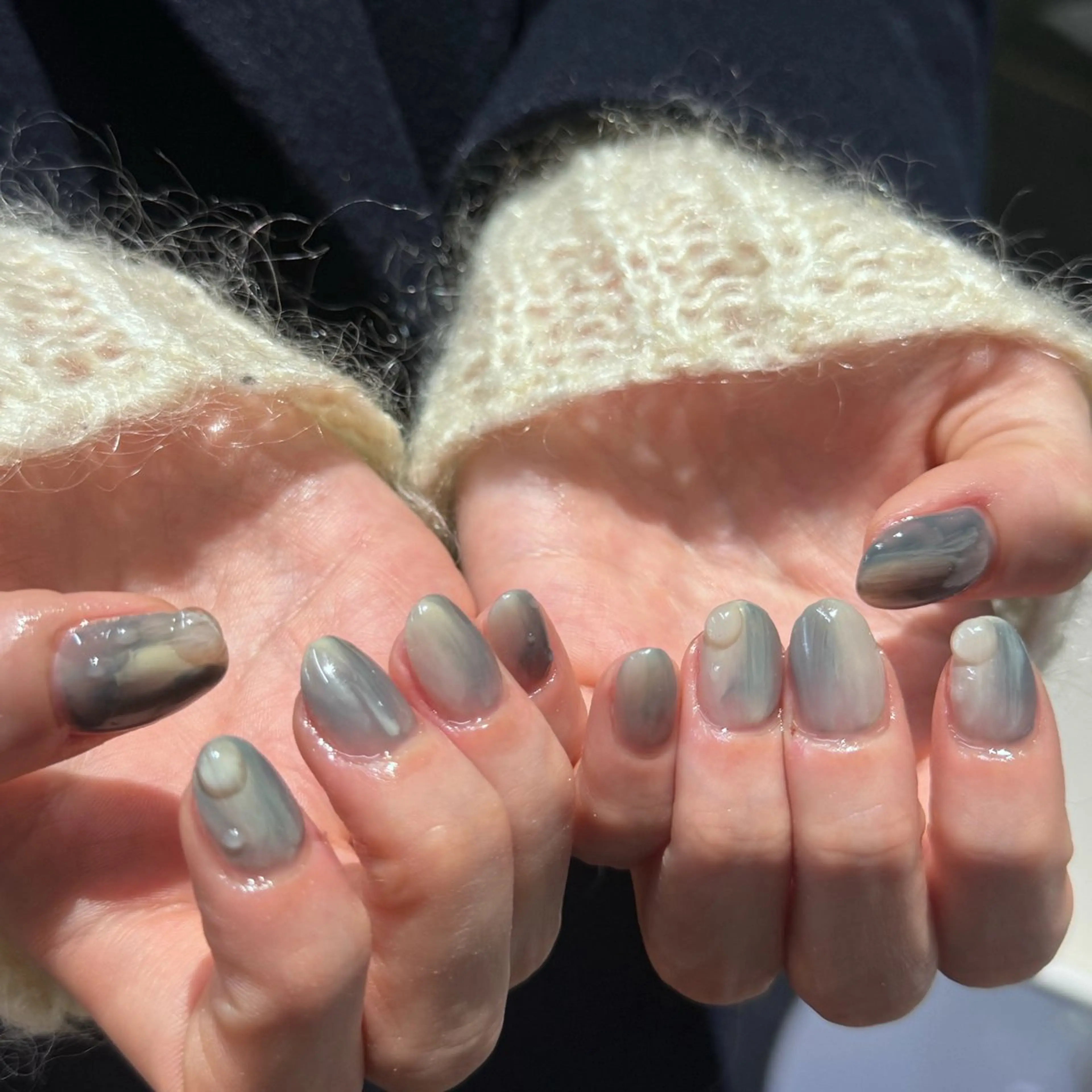 ネイル フレンチネイル マグネットネイル ニュアンスネイル ワンカラーネイル ハンドネイル GRANDE大須 Cecil💜のネイルデザイン