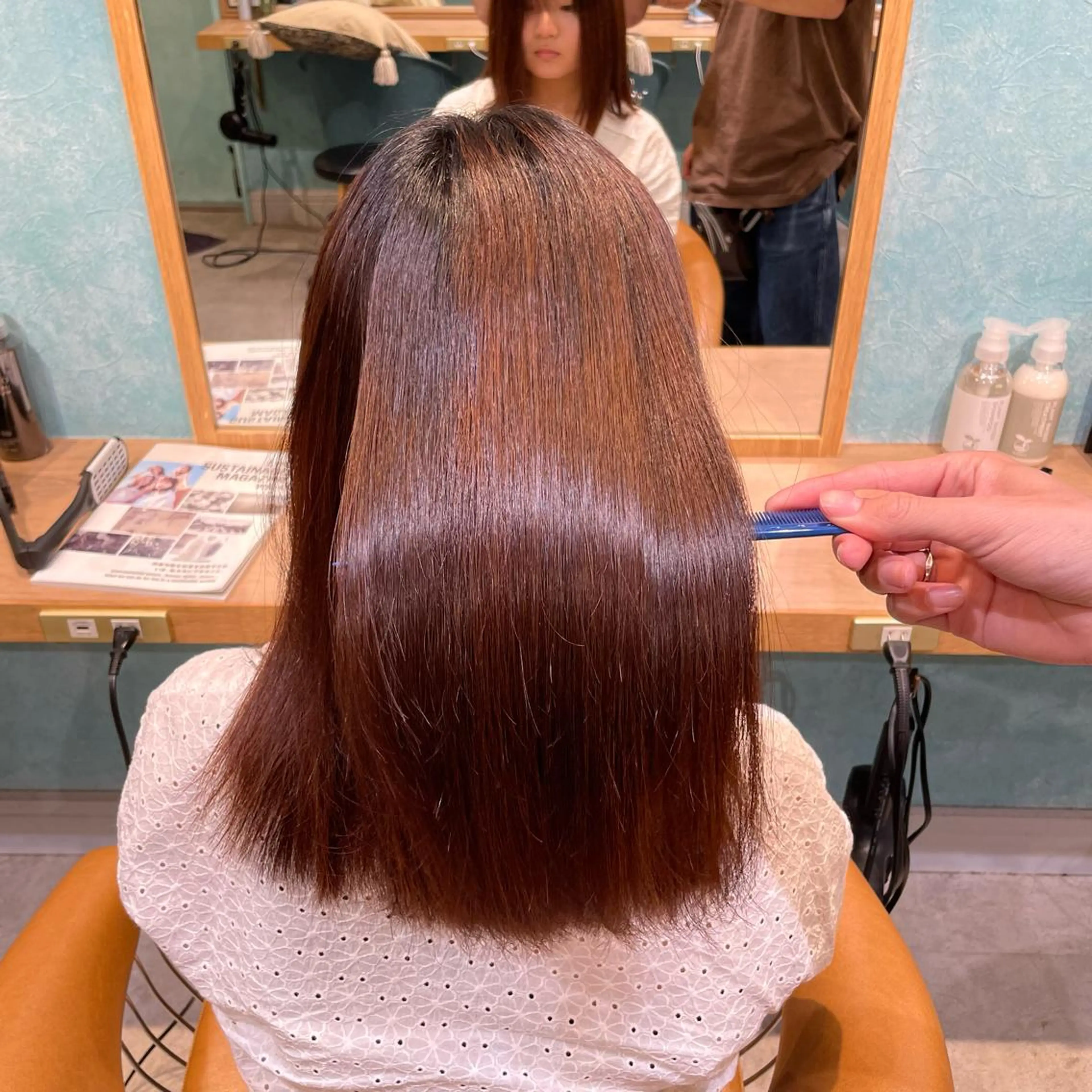 セミロング カラー 💖ボブ/髪質改善 顔周りレイヤー/ユイのヘアスタイル