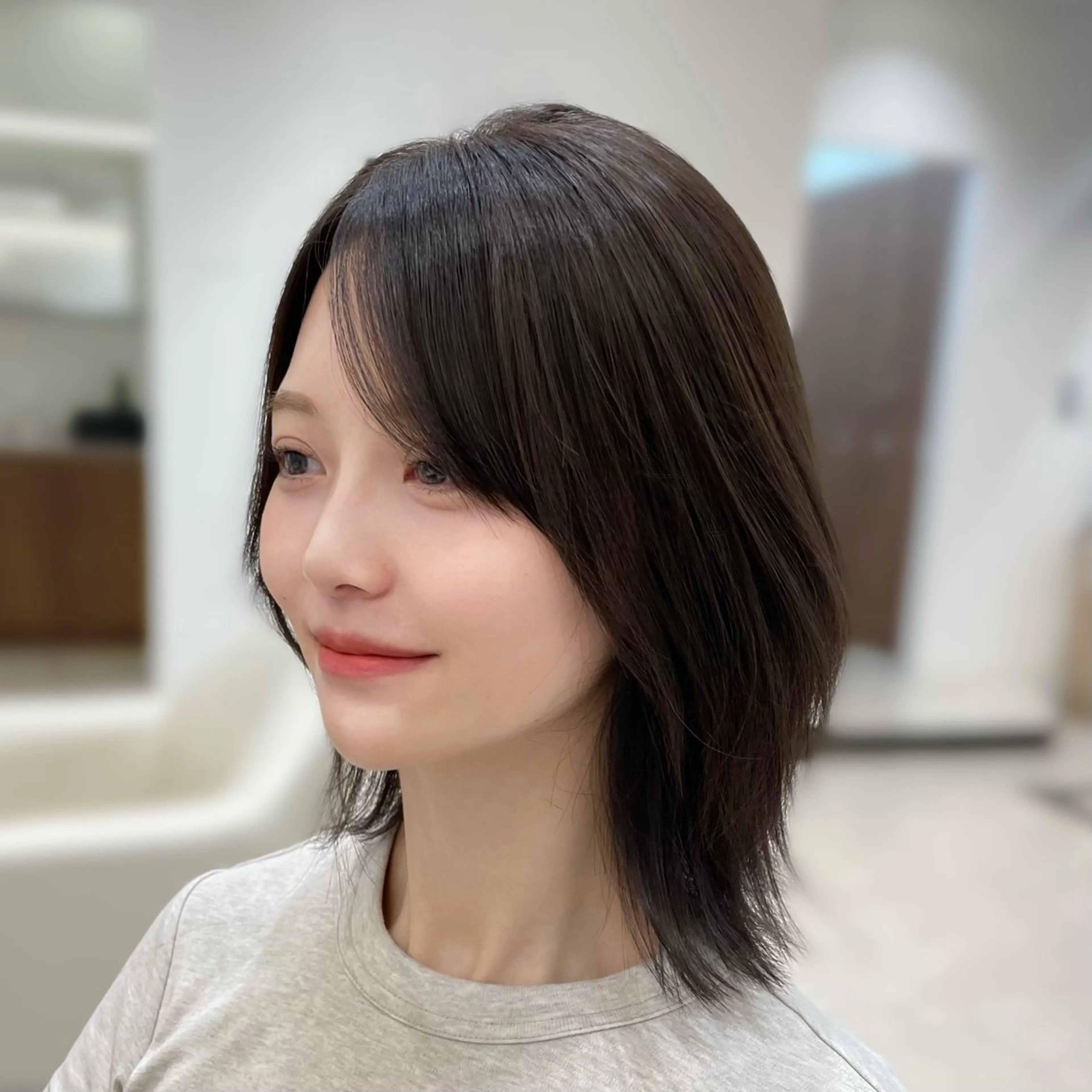 ミディアム ハッシュカット レイヤーカット ガレリアエレガンテ栄店所属・ウルフカット/ ハッシュカット/山路のヘアスタイル