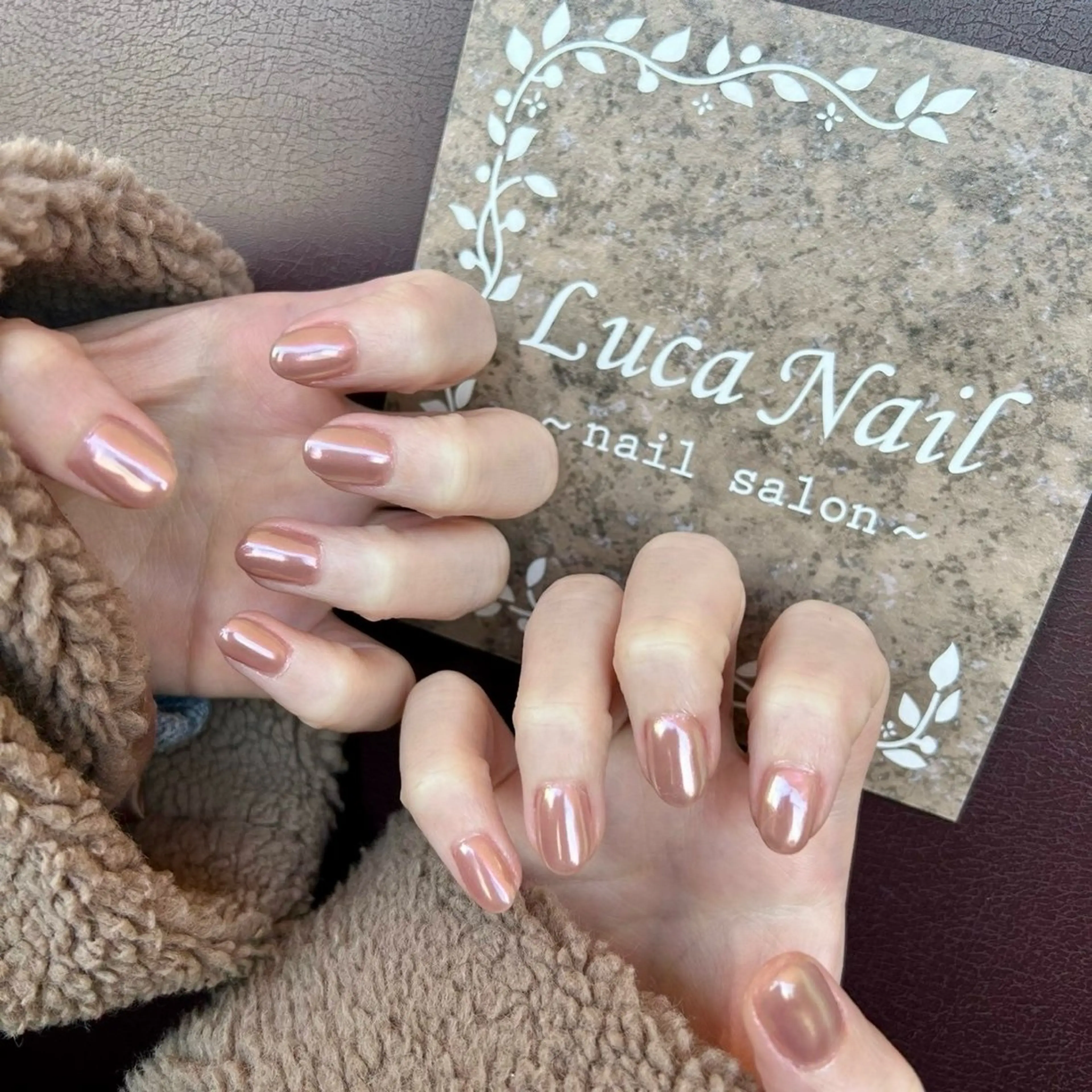 ネイル オーロラネイル ワンカラーネイル ハンドネイル ハンドケア Luca  Nail所属・Luca Nail 🌼yu-kaのネイルデザイン