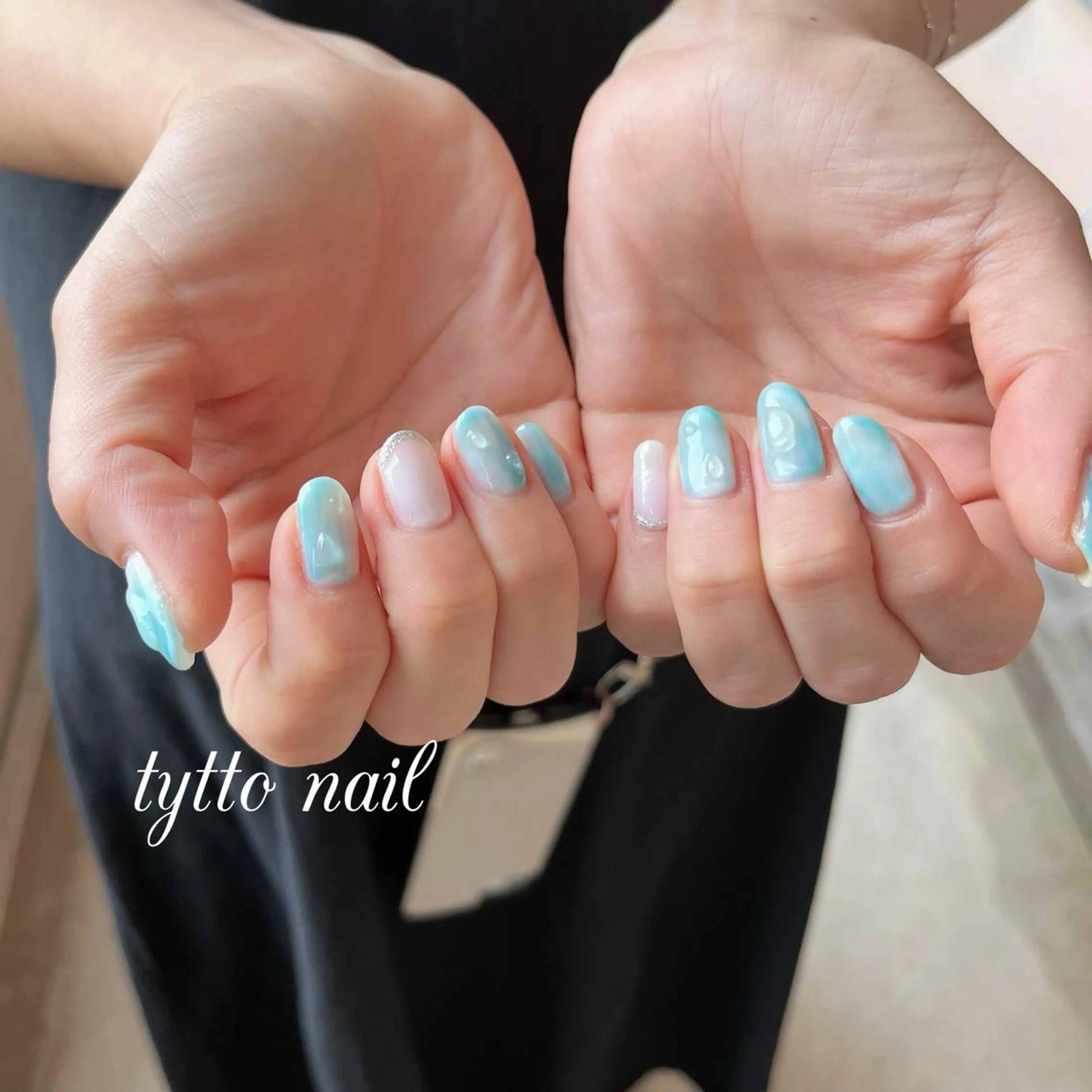 ネイル ブルー クリアネイル 韓国ネイル ニュアンスネイル ぷっくりネイル ハンドネイル tytto nail ❤︎‪‪eri‪‪のネイルデザイン