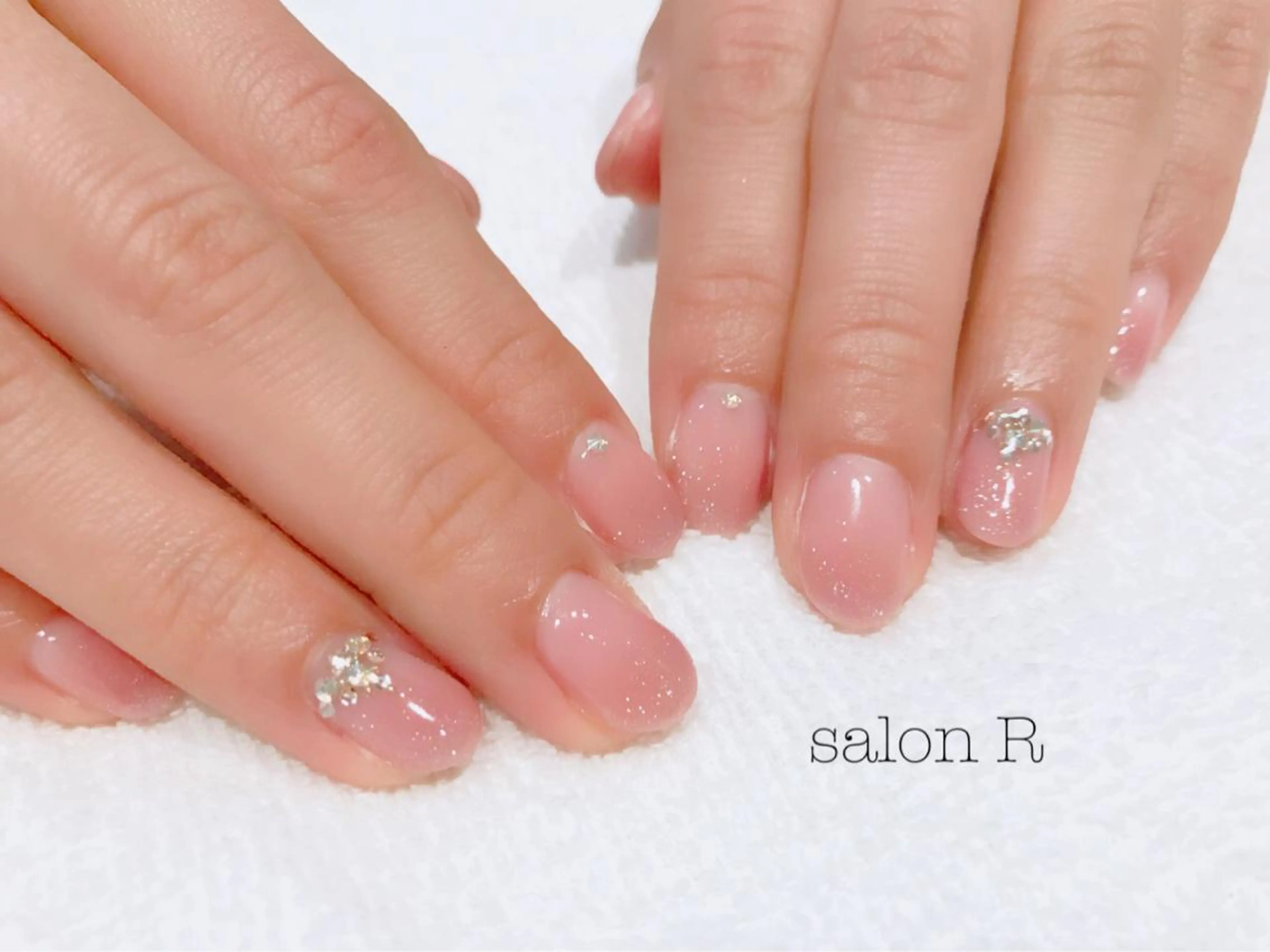 ネイル Re Pearl～コーディネートサロン～ 市駅前店所属・NARUMI HYODOのネイルデザイン