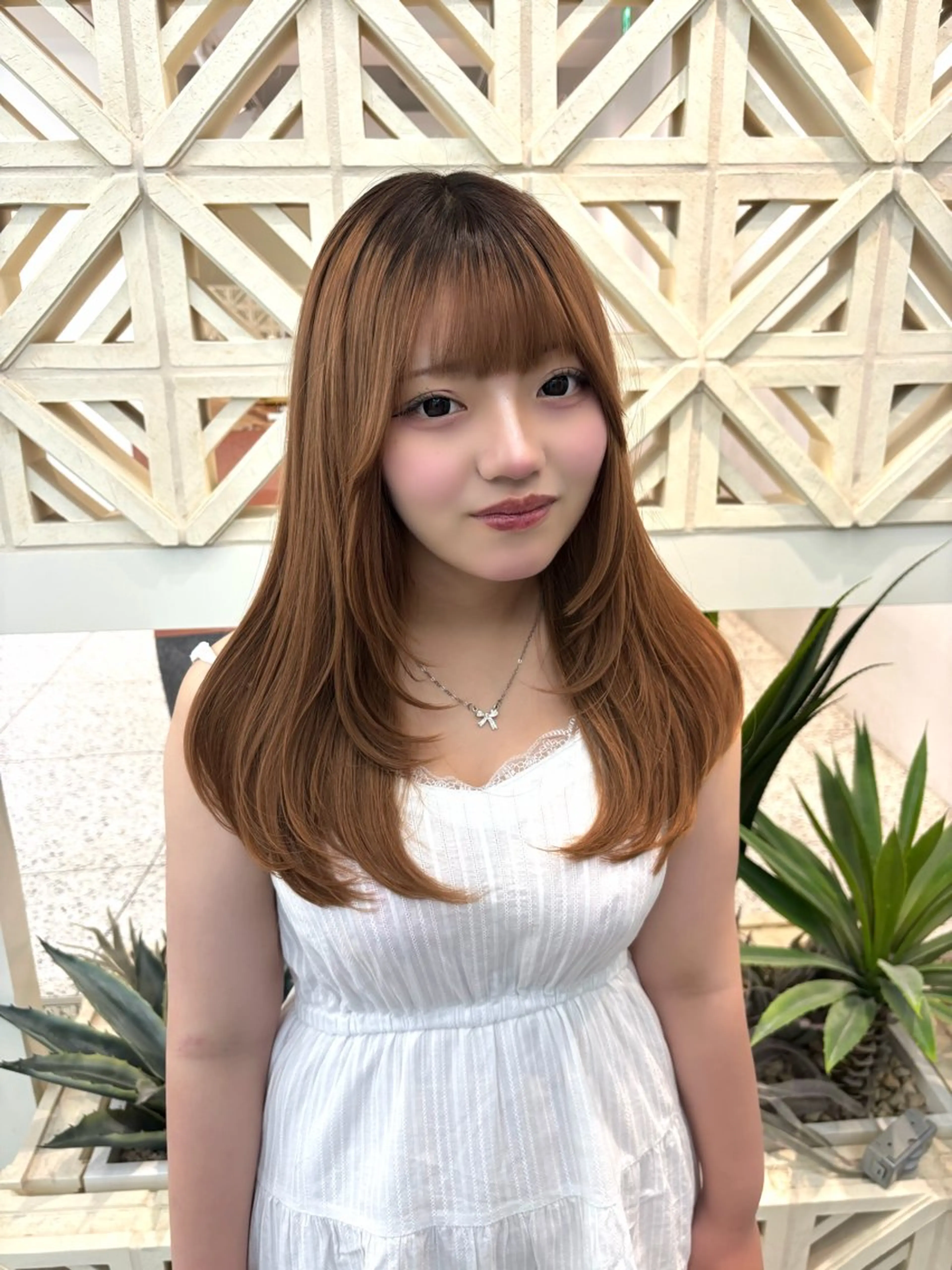 ロング レイヤーカット カット 伊藤 優里のヘアスタイル
