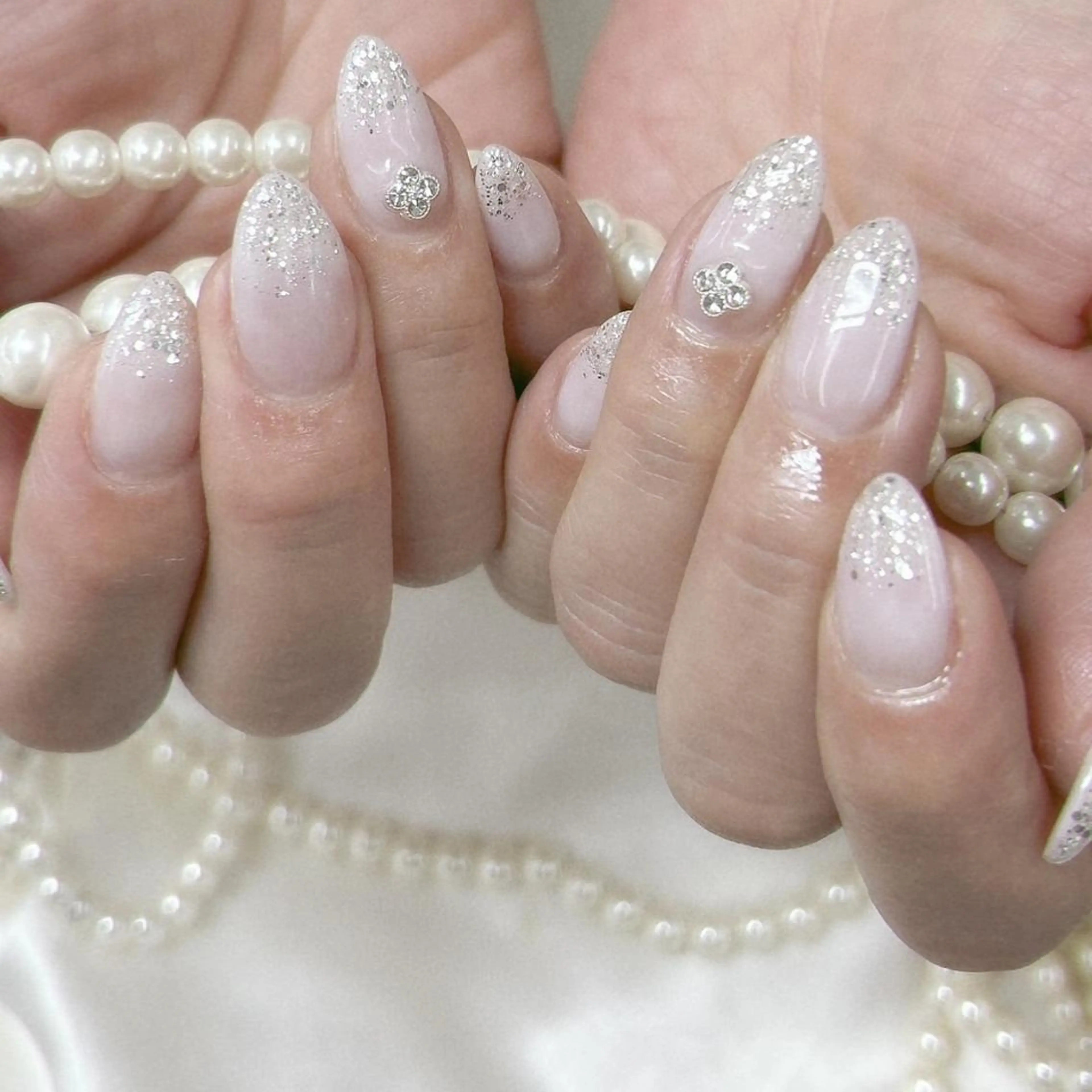 ネイル Nail salon Honey Beeのネイルデザイン