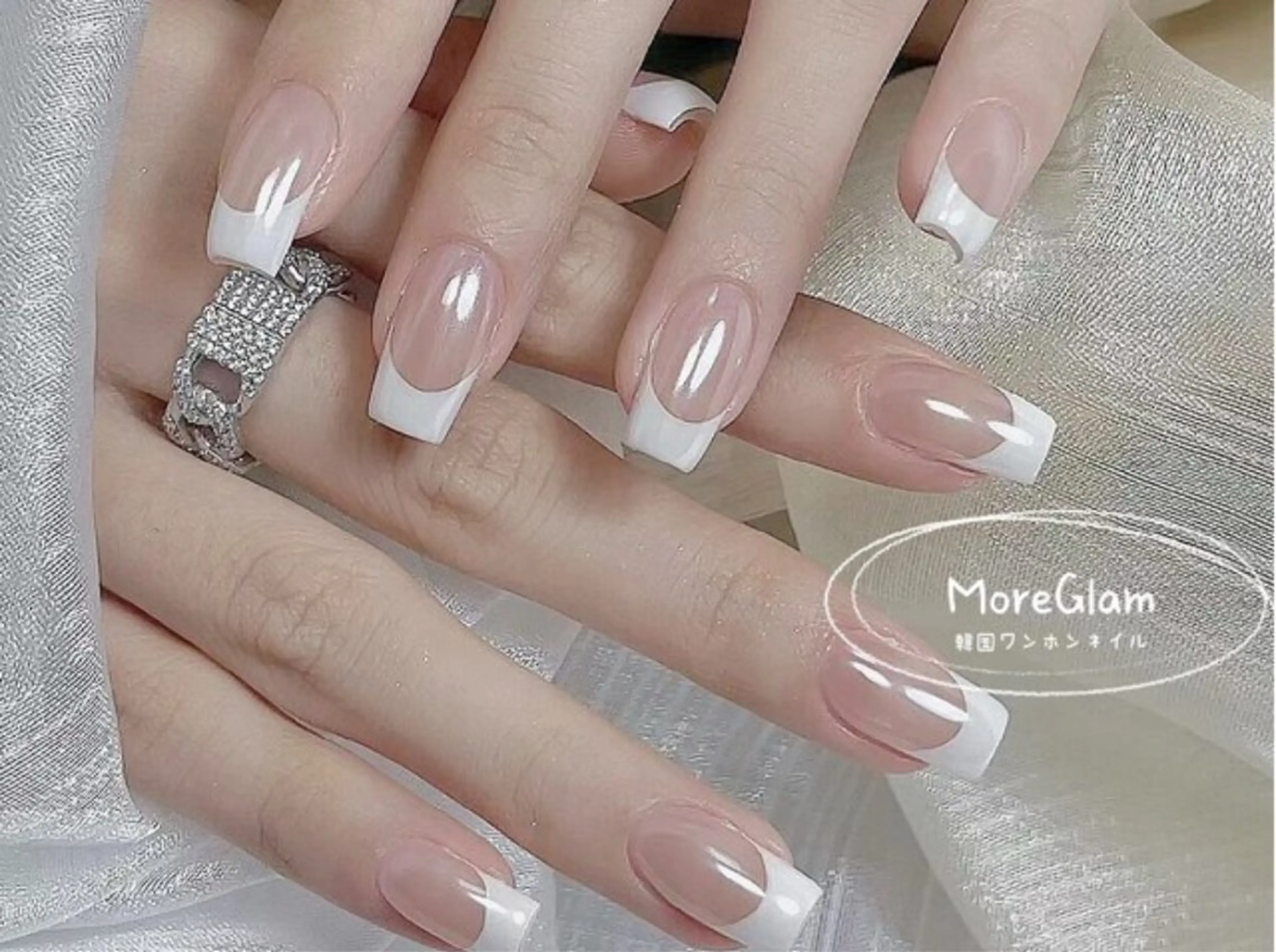 カラーグラデーションor フレンチネイルの写真