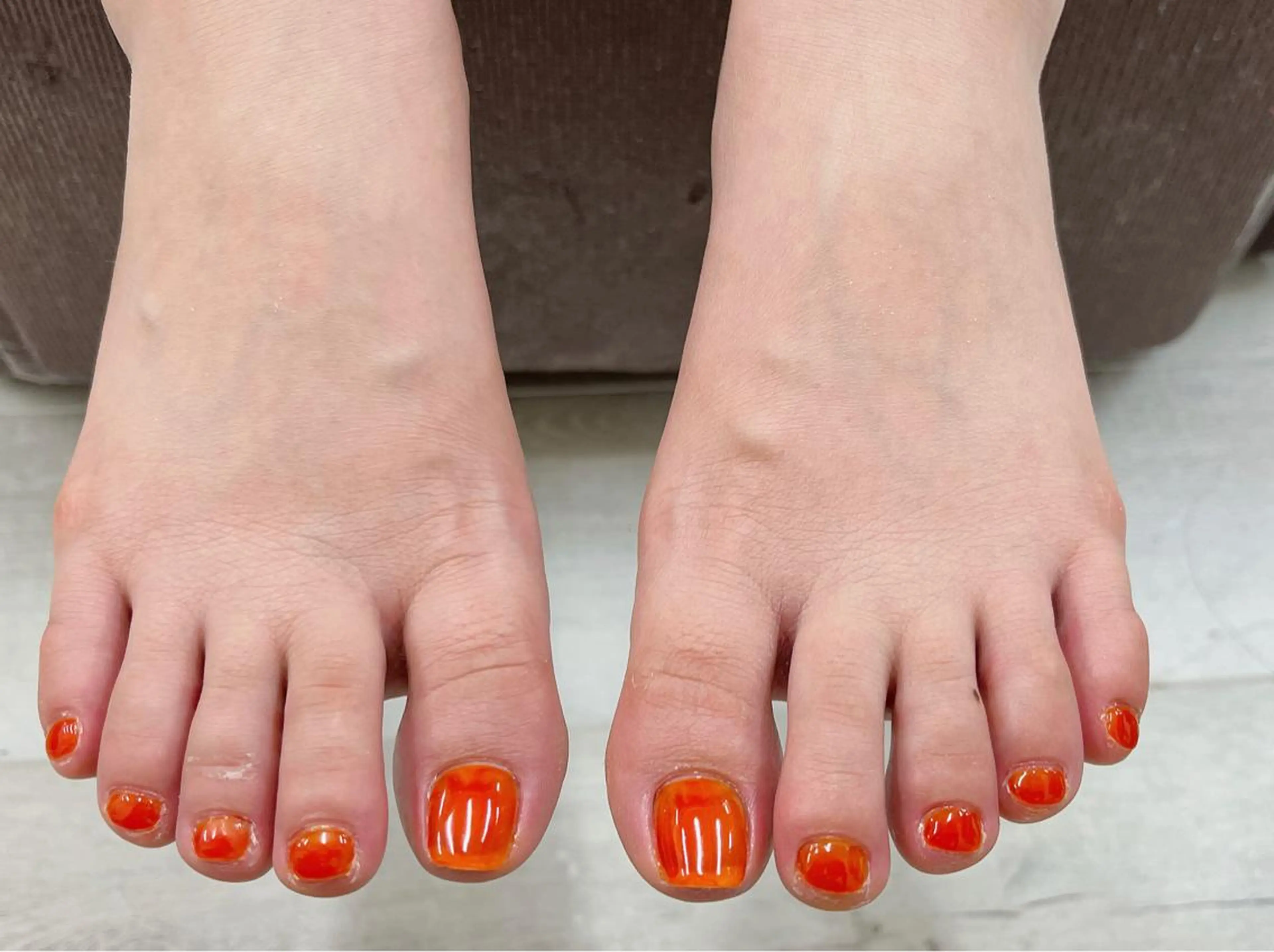 ネイル フットネイル ワンカラーネイル シンプルネイル フットネイル Bianca TORII🌞のネイルデザイン