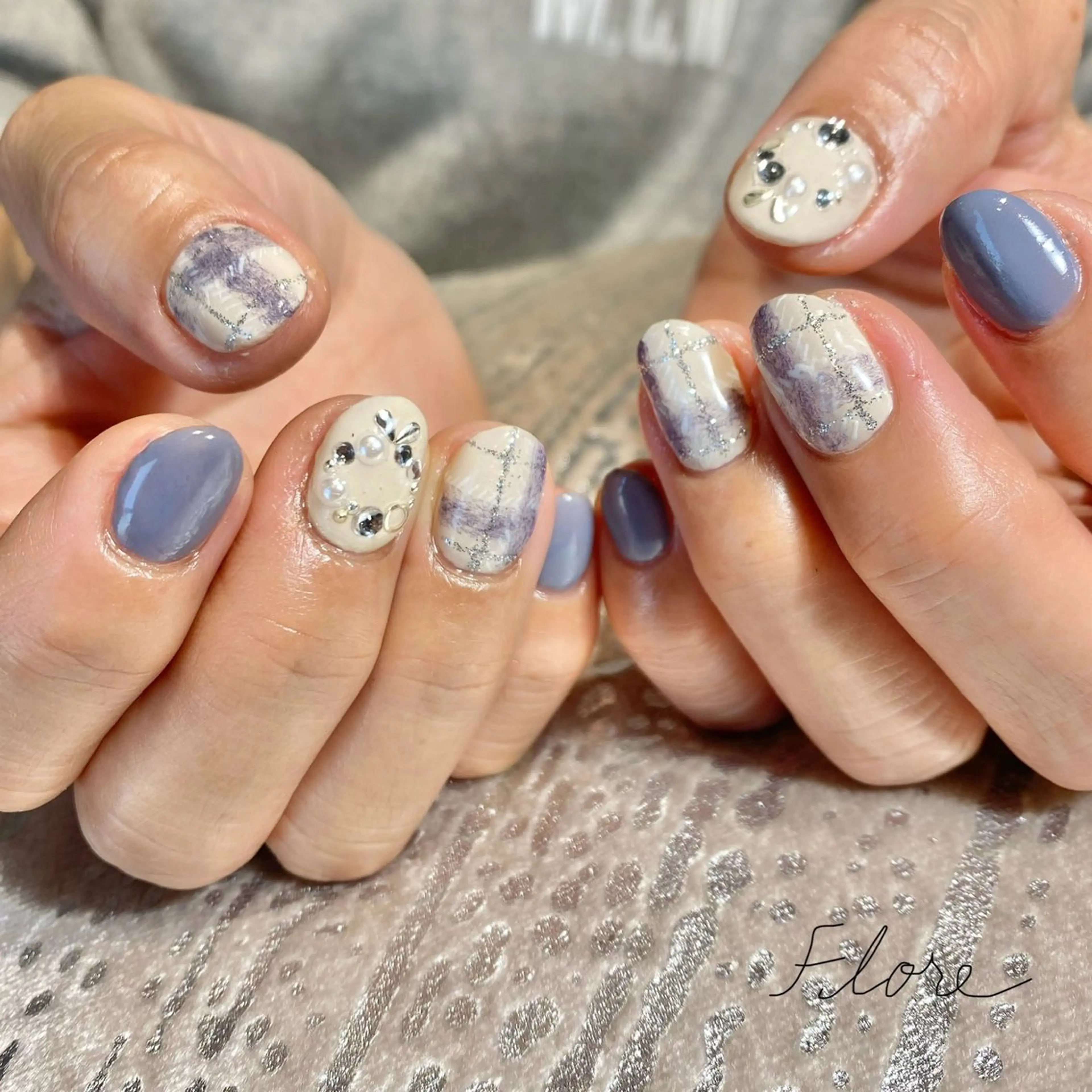 ネイル Flore (フロール)の眉毛・アイブロウイメージ