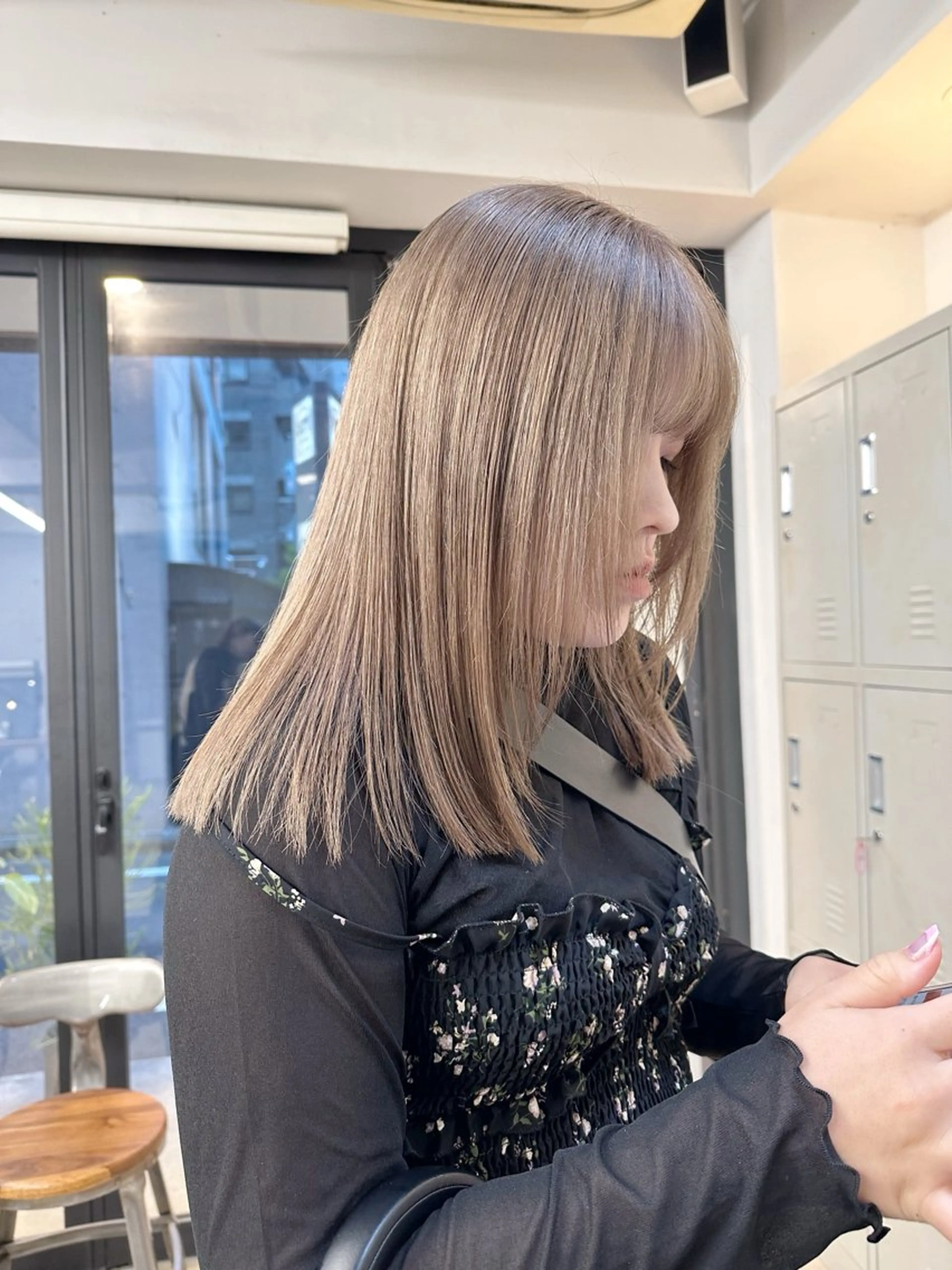 【❕12月限定特別価格❕】ブリーチ+カラー+トリートメントの写真