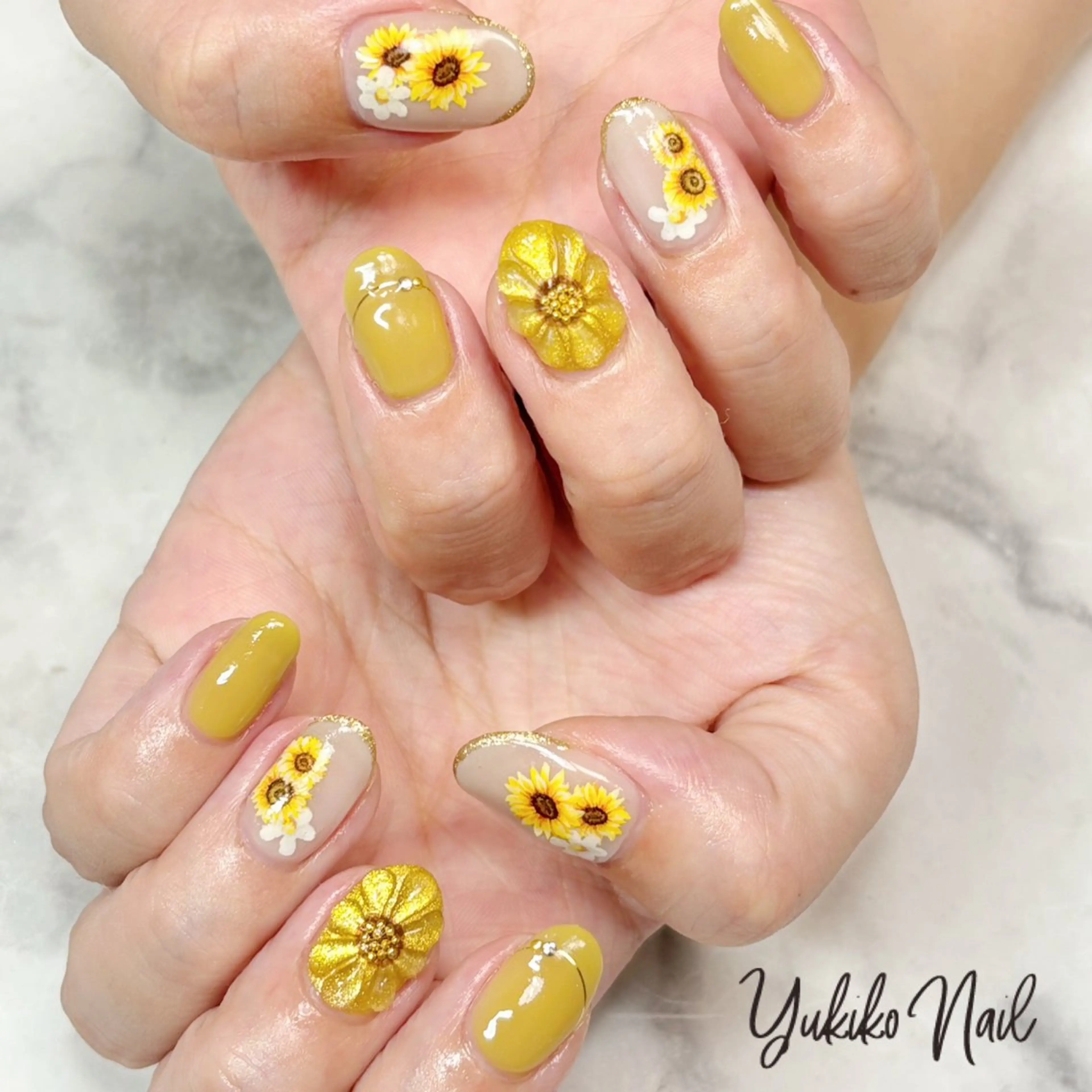ネイル フラワーネイル キラキラネイル マグネットネイル ぷっくりネイル 夏ネイル ユキコ ネイルのネイルデザイン
