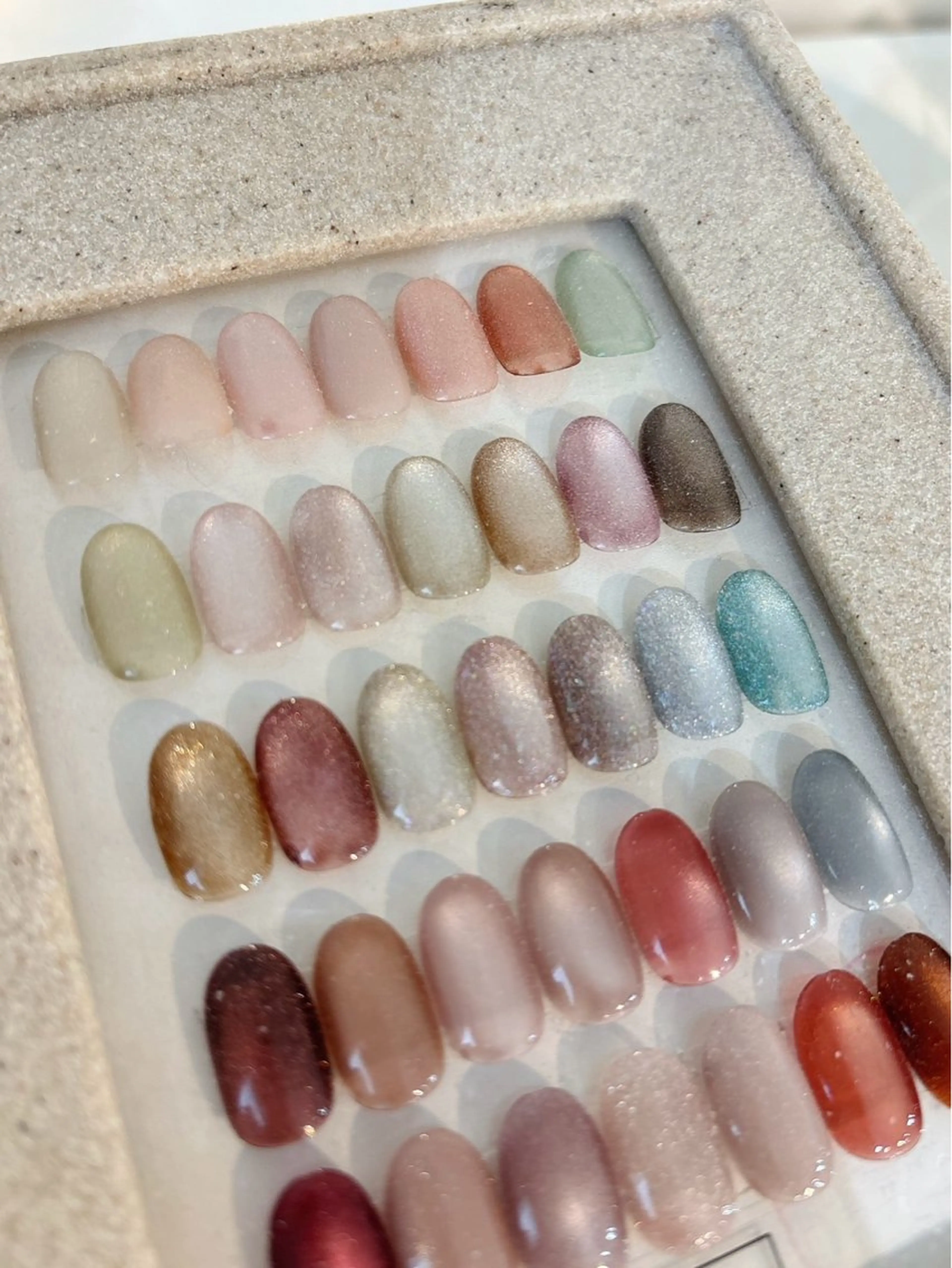 nailsalon CHARME所属・CHARME MIYUのネイルデザイン