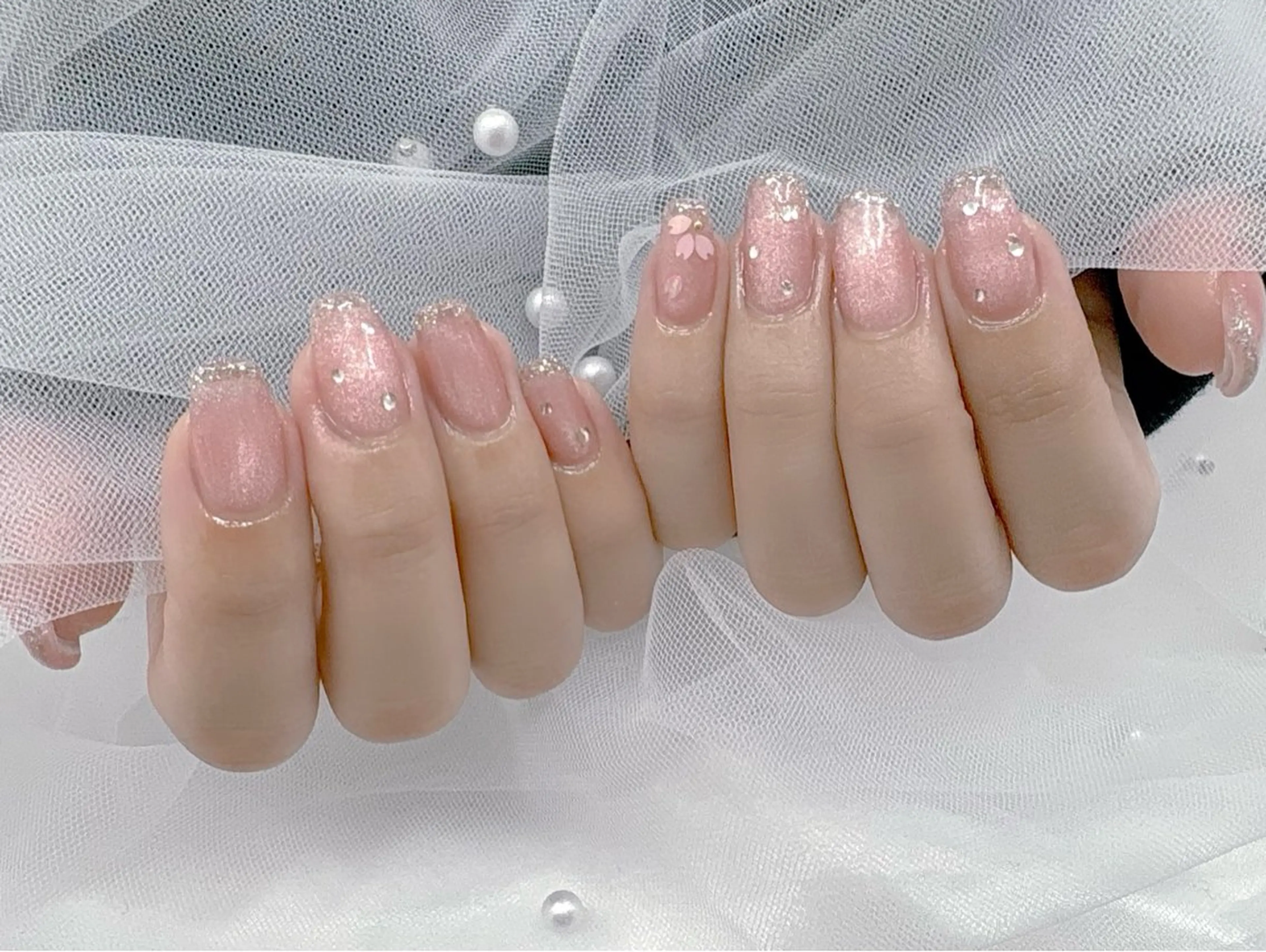 ネイル ハンドネイル ハンドケア Regene ARAKIのネイルデザイン