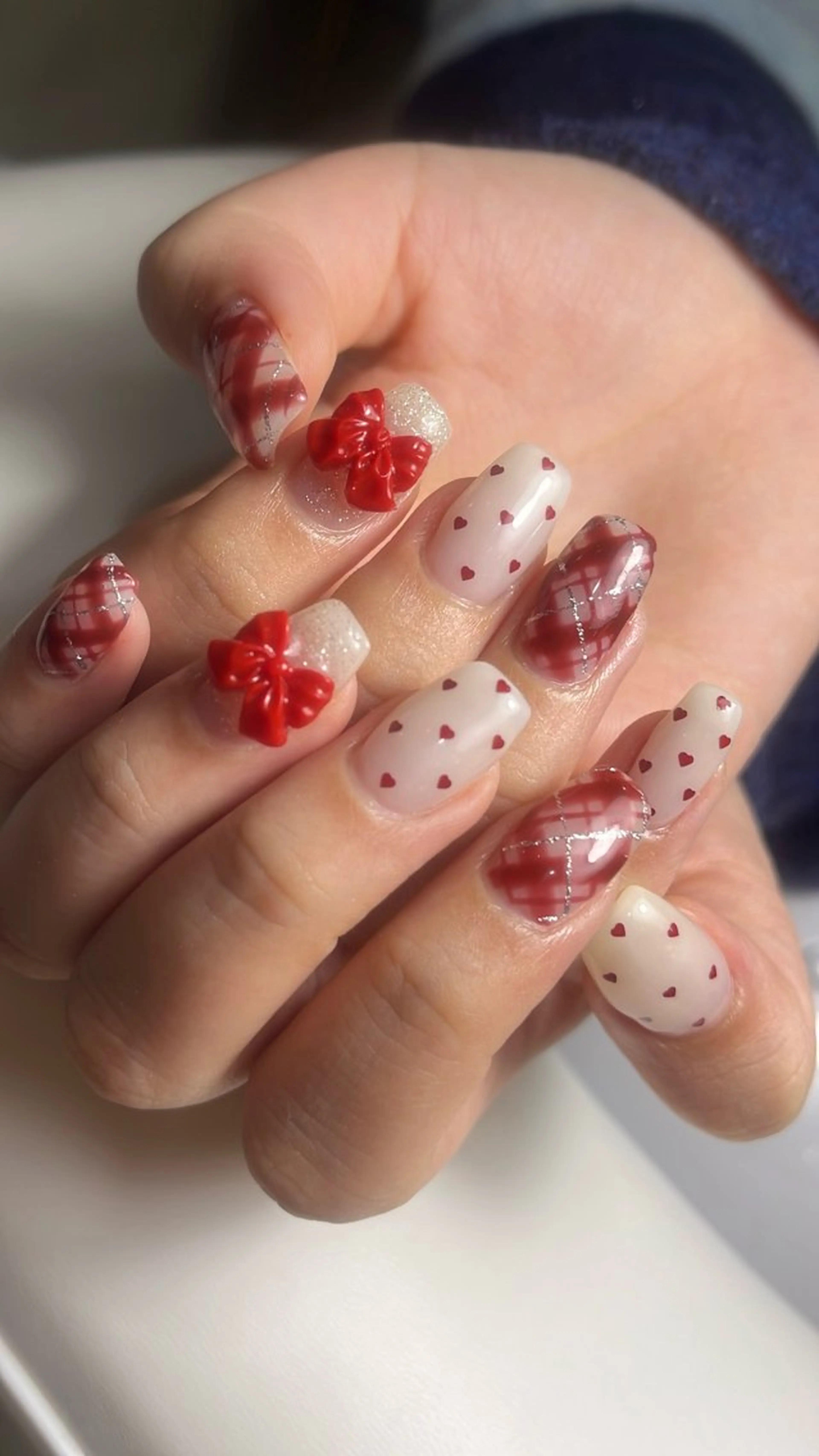 ネイル クリアネイル ジェルネイル 氷ネイル・うるうるネイル ニュアンスネイル シンプルネイル ハンドネイル SAKU  nail[サクネイル]所属・SAKU nail 作島茜のネイルデザイン