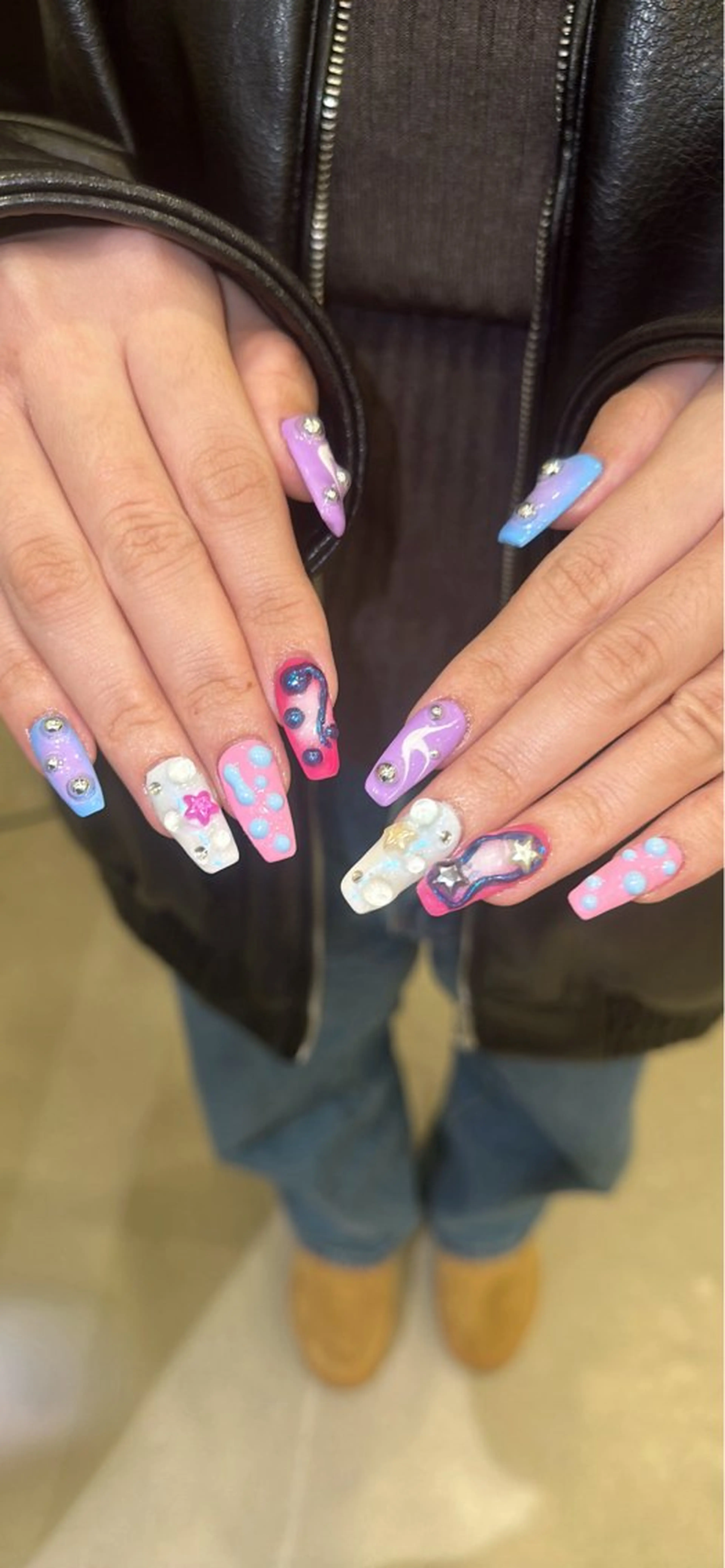 ネイル ハンドネイル 👽個性派ネイル🎀 komachiのヘアスタイル
