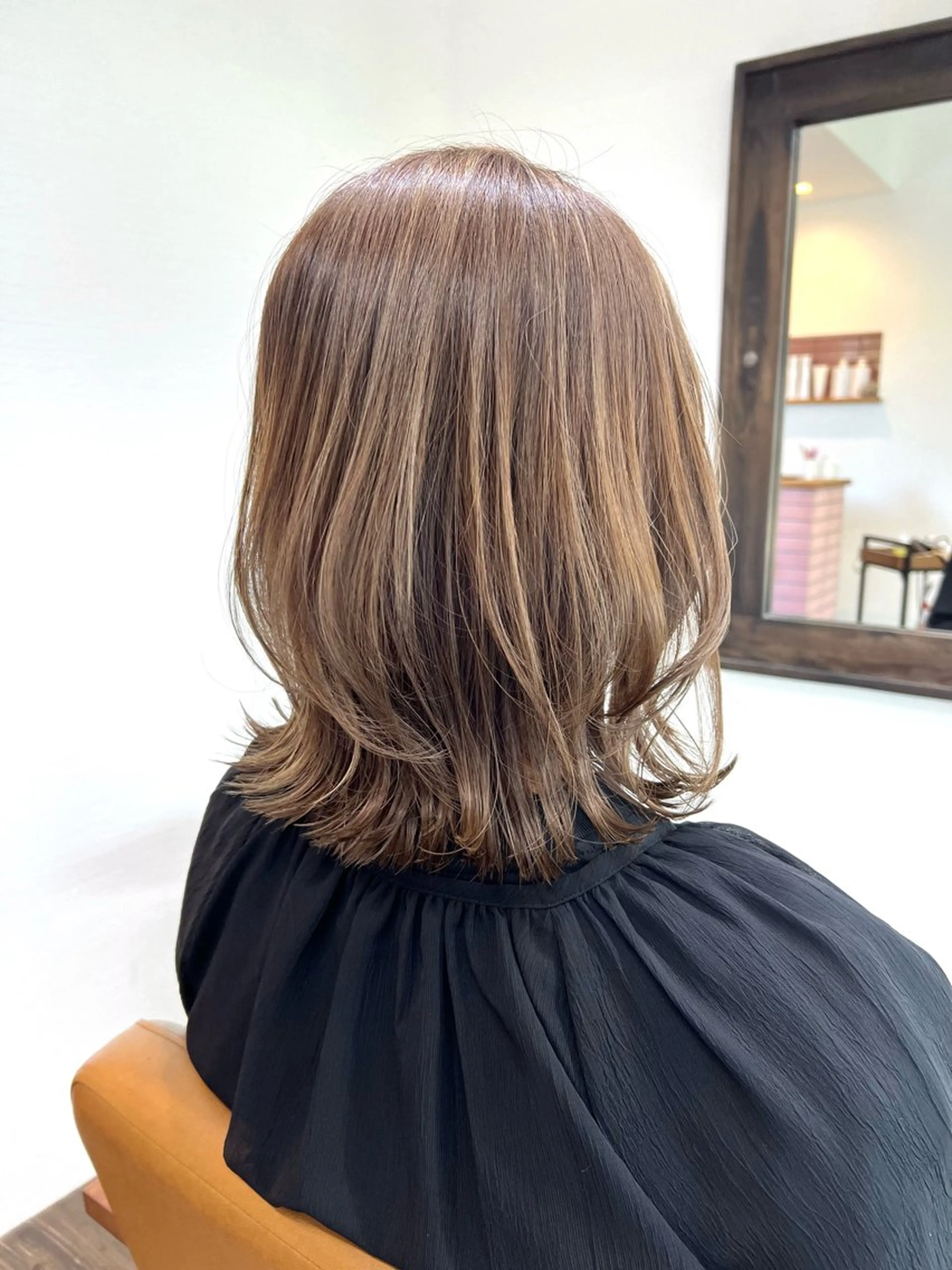 ミディアム Strawberry所属・原田 志保のヘアスタイル