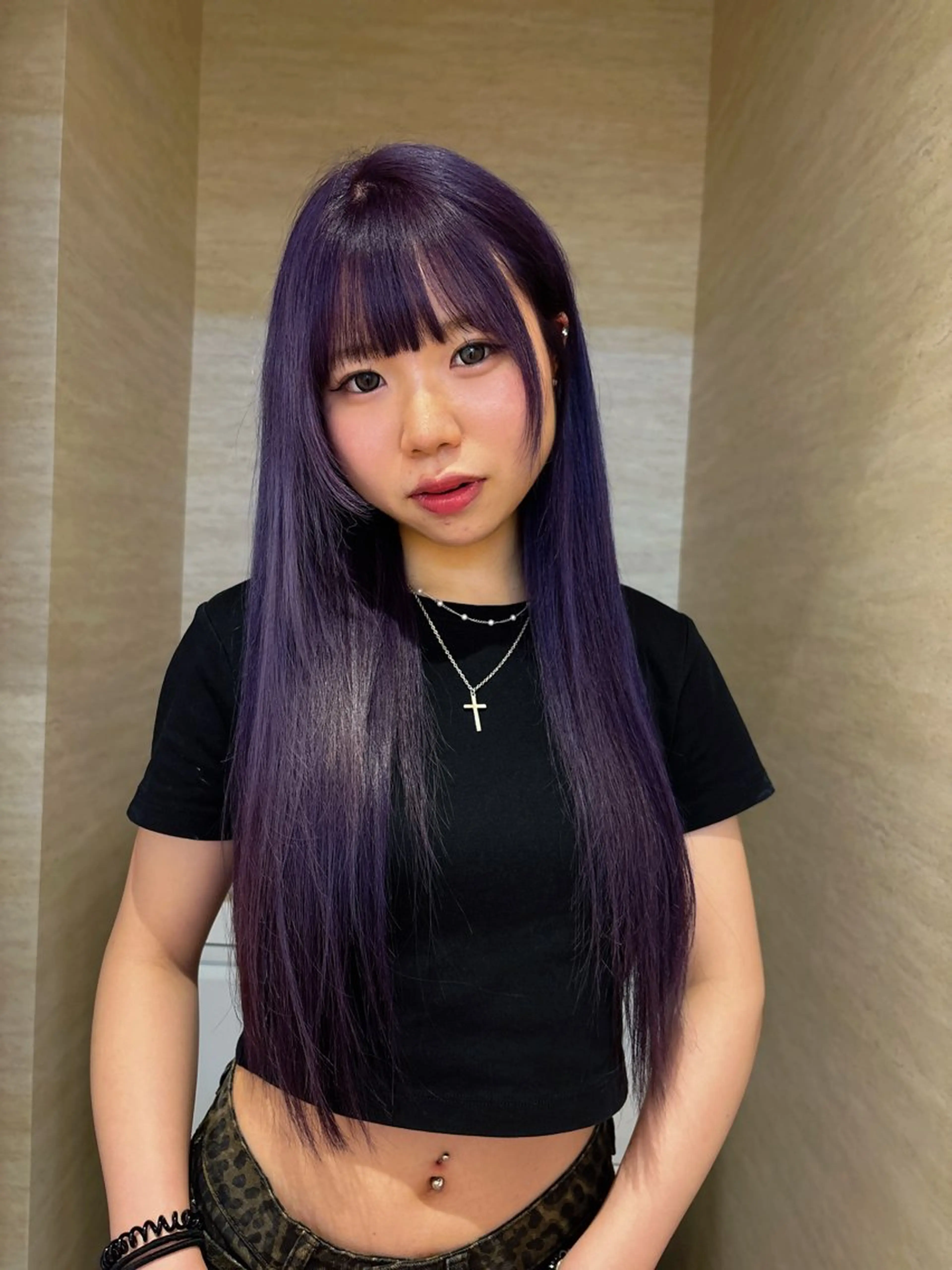 ロング カラー ブリーチ パープルカラー シルバー カット ヘアカラー トリートメント レイヤーカット ♥kanaのヘアスタイル