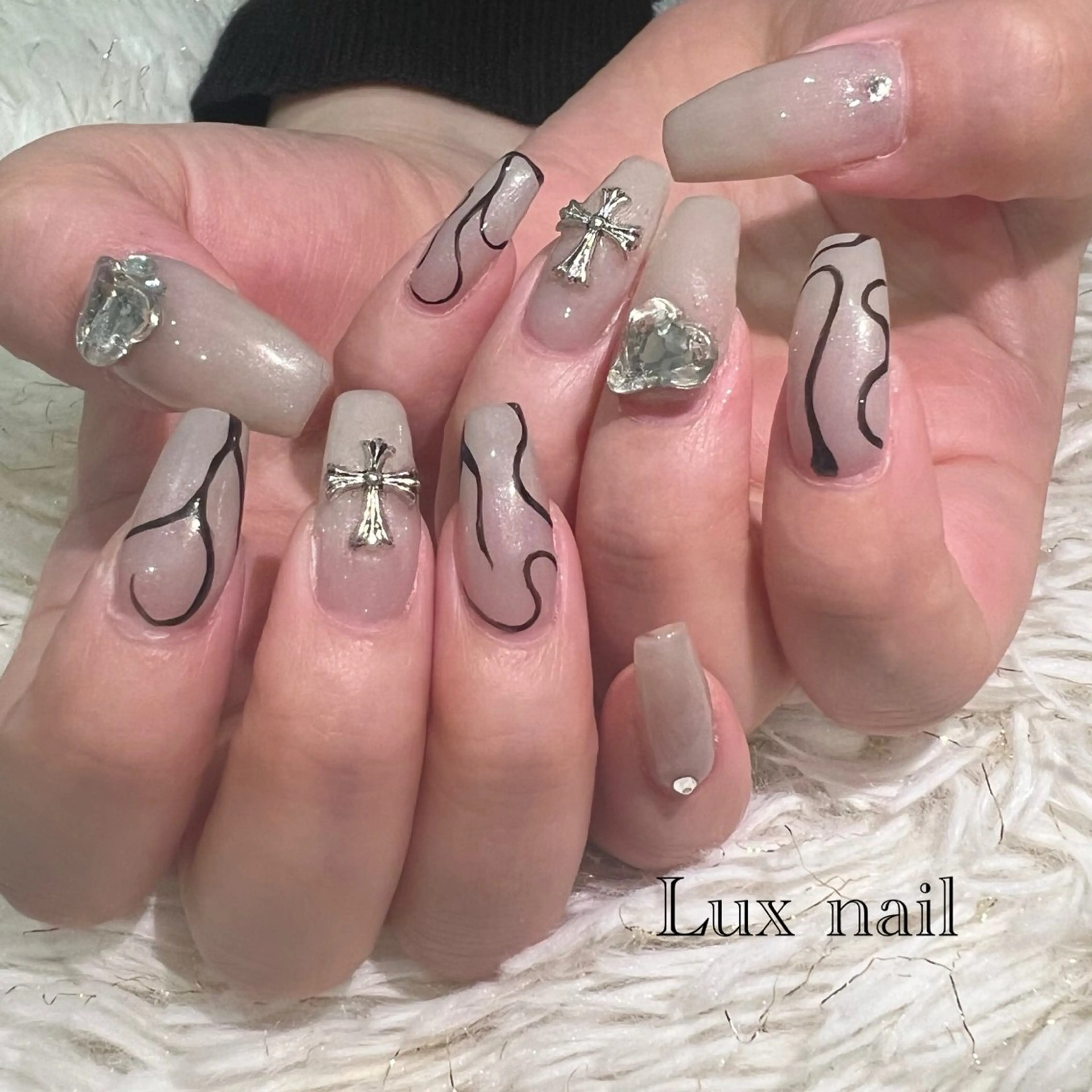 ネイル ジェルネイル ハンドネイル 辰己 未来のネイルデザイン