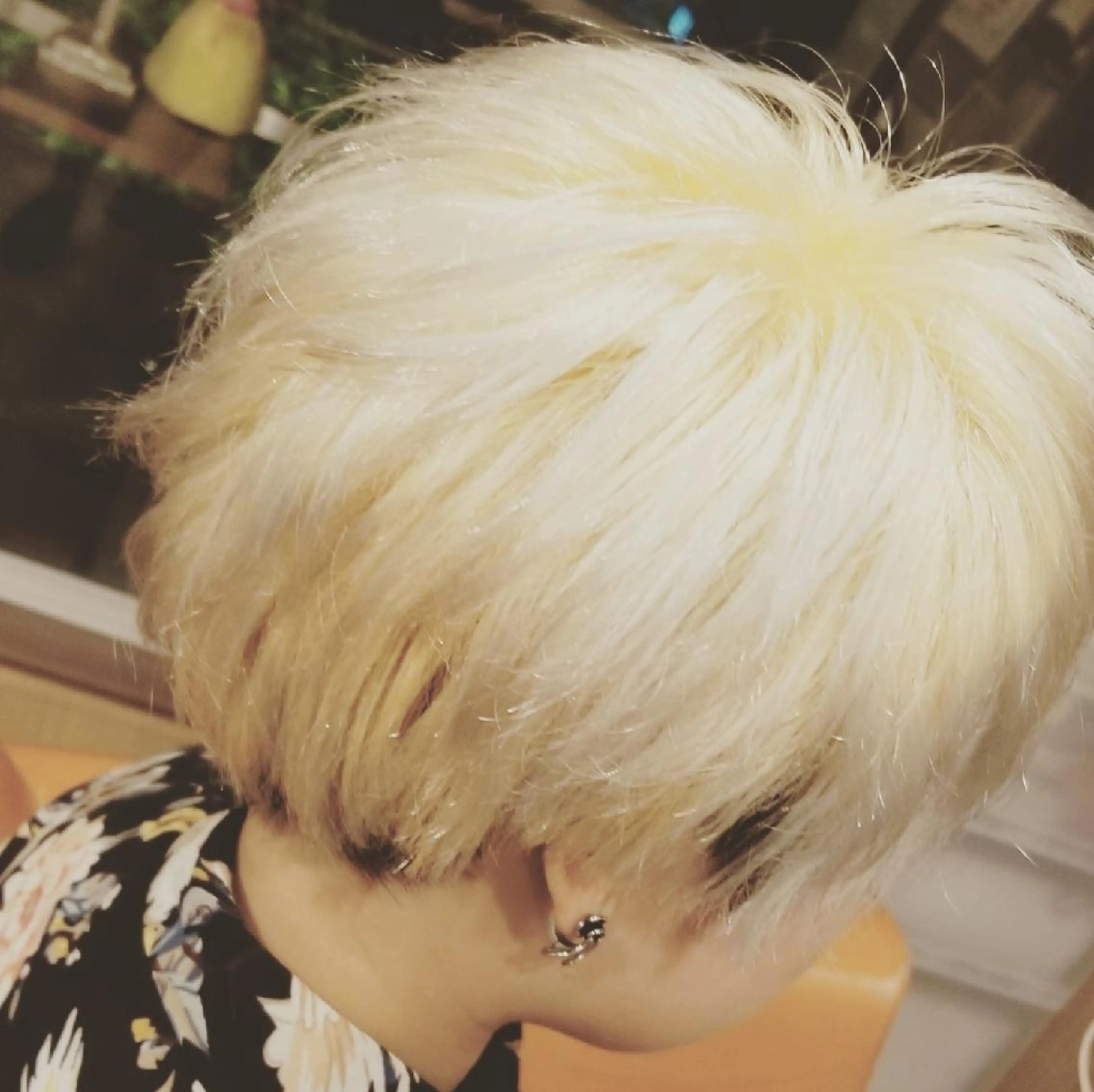 ショート カラー アディクシーカラー ブリーチ ブルーカラー 外国人風カラー ヘアカラー spa hair ark 富井直美のヘアスタイル