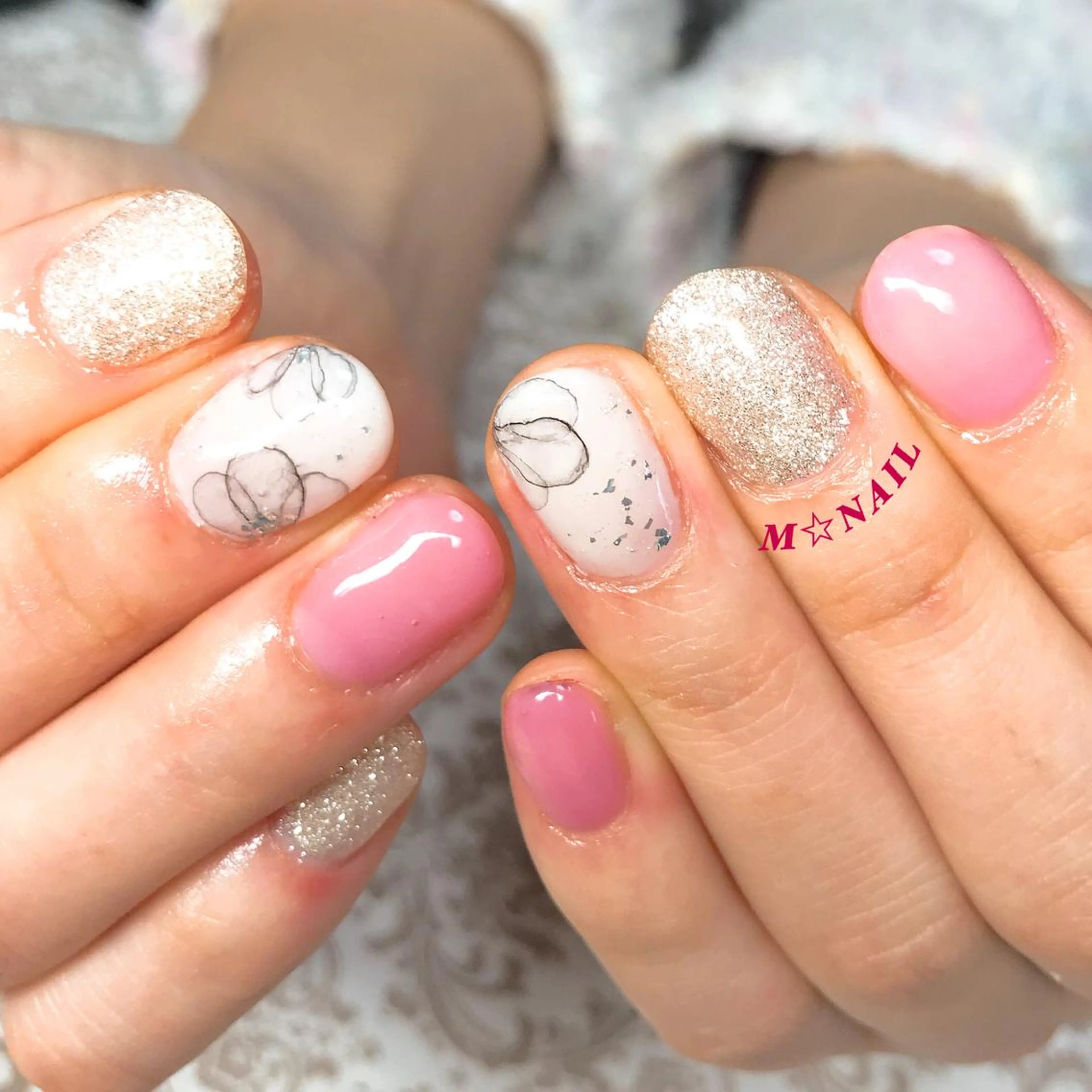 ネイル フラワーネイル ハンドネイル COCO+所属・COCO +のエステ・リラクイメージ