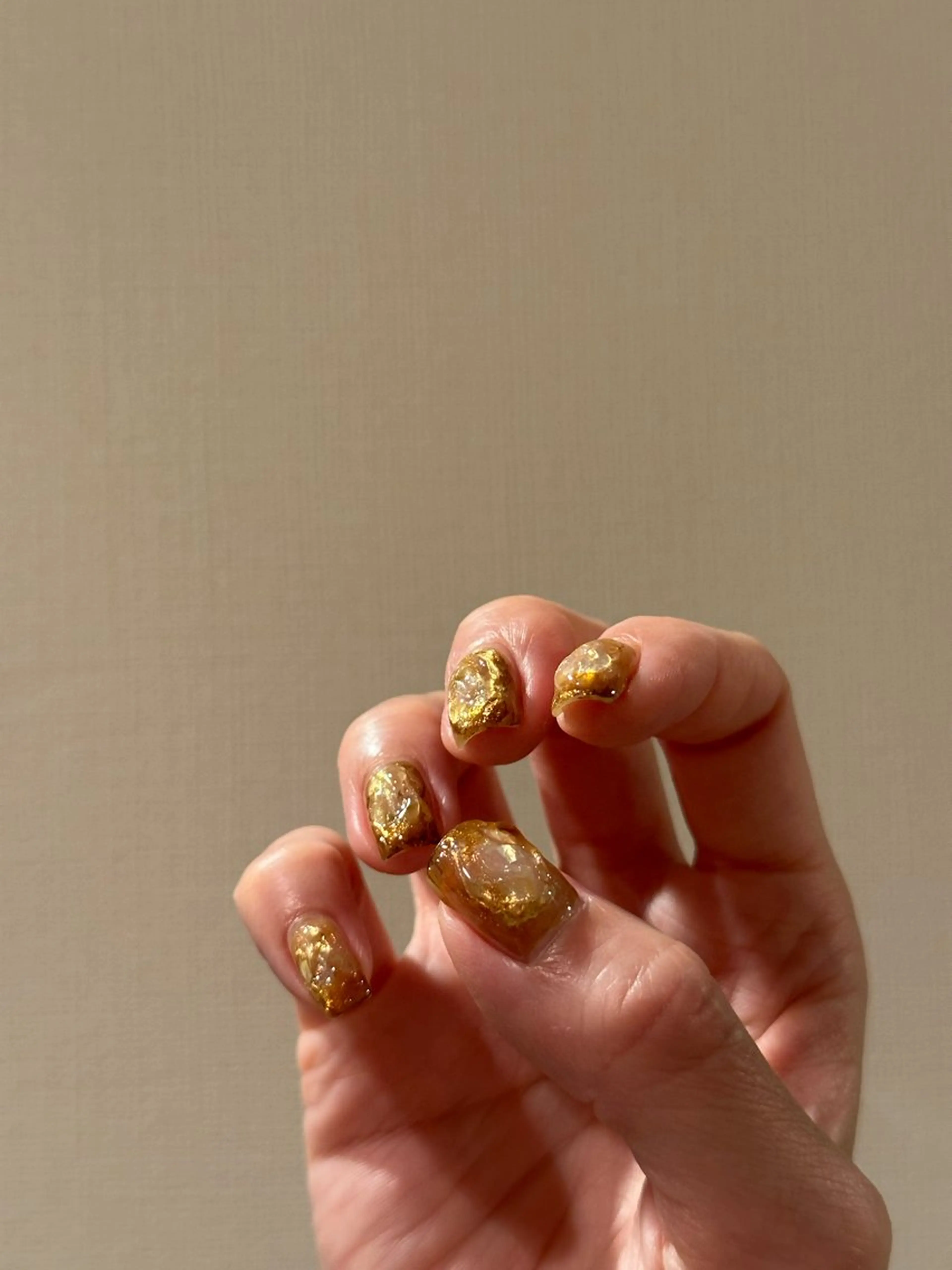 ネイル ブラウン ハンドネイル フットネイル kiii.__ ✴︎*のネイルデザイン